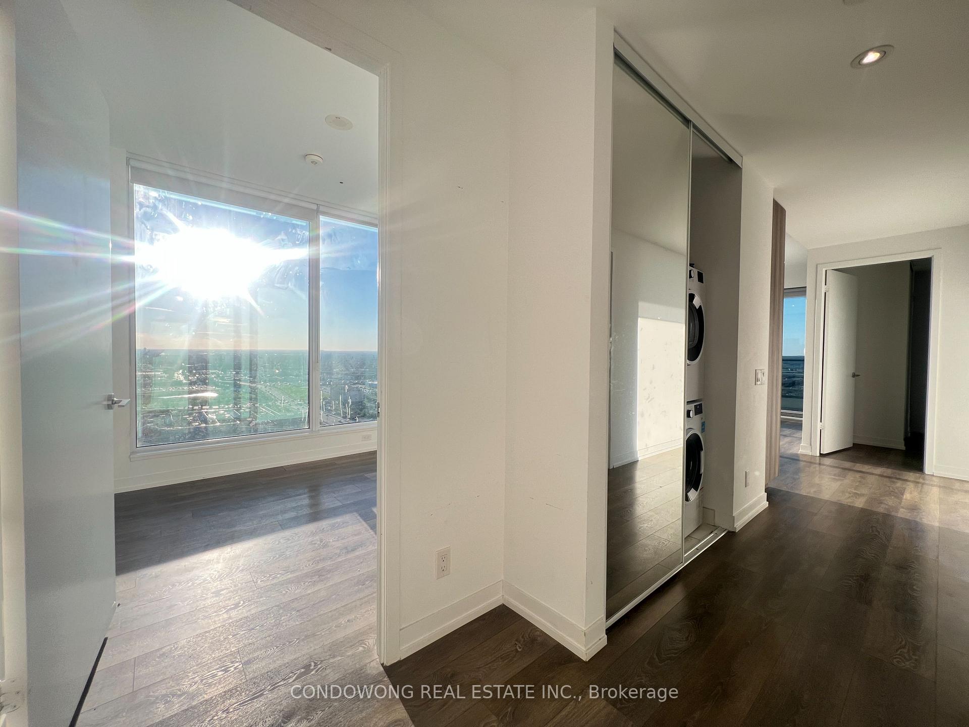 Photo 3 of Unit 2610, 5 Buttermill Avenue, Vaughan, Vaughan Corporate Centre — HOMEH