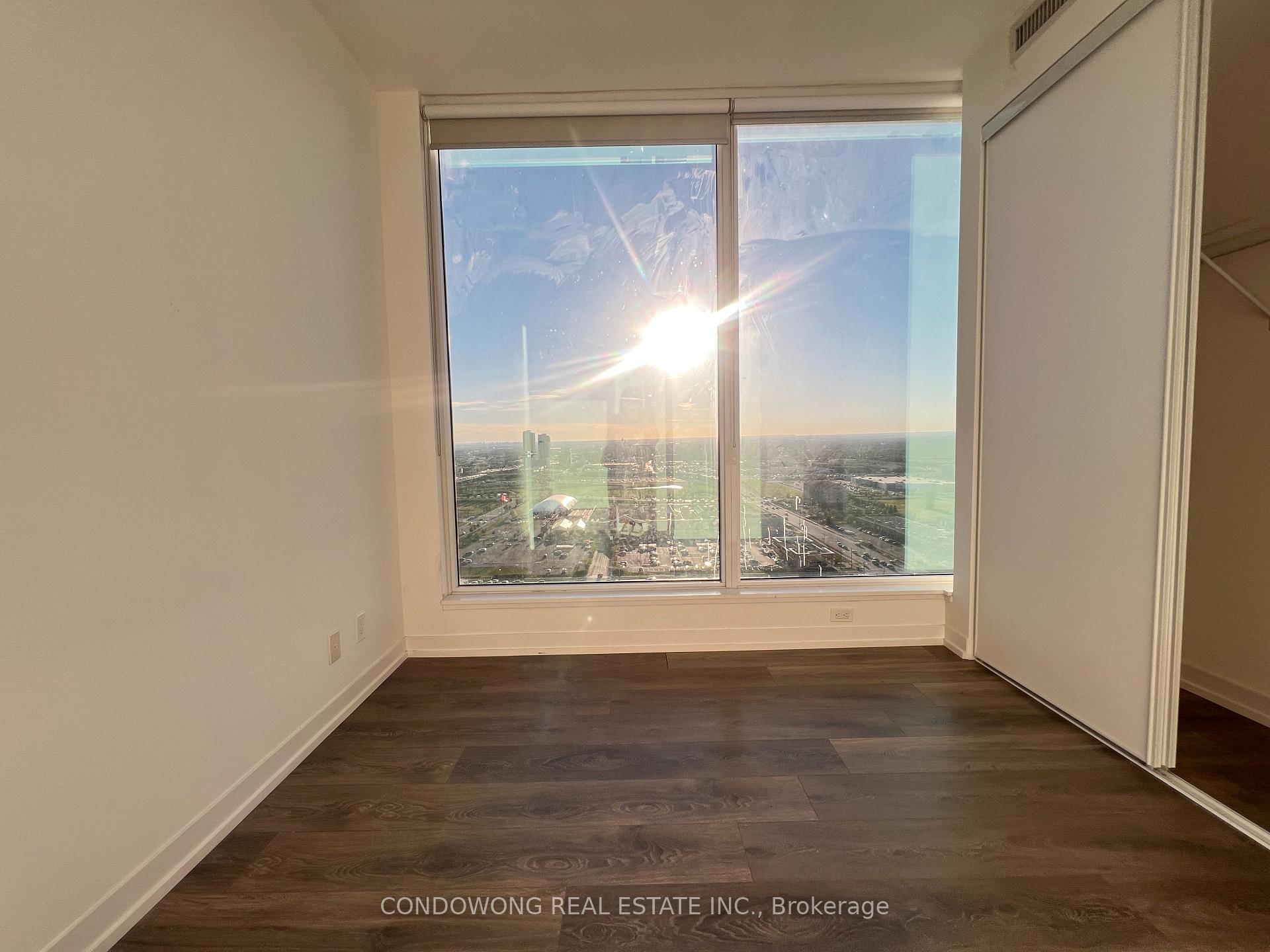 Photo 4 of Unit 2610, 5 Buttermill Avenue, Vaughan, Vaughan Corporate Centre — HOMEH