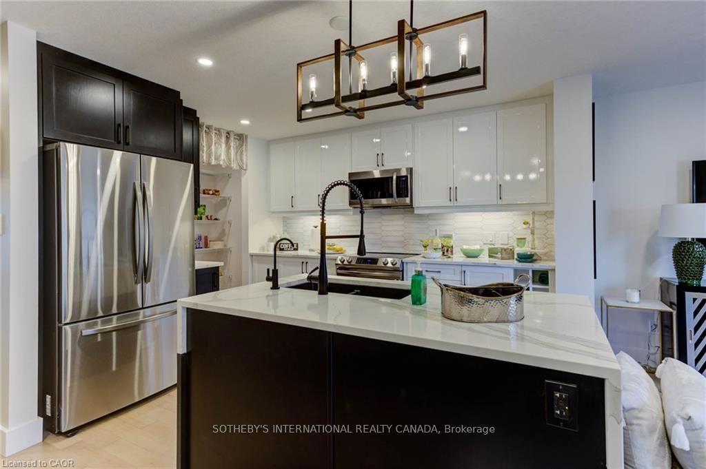 Photo 15 of Unit 79Q, 72 Bur Oak Common, Cambridge, Preston Heights — HOMEH
