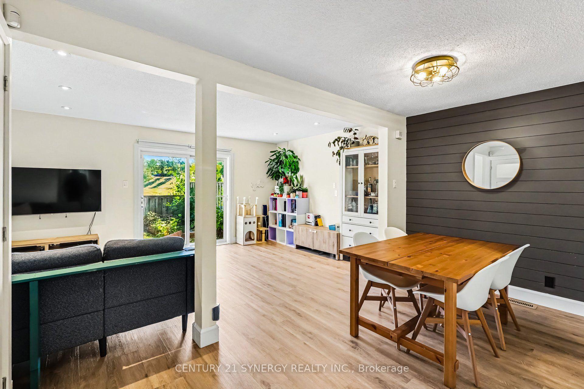 Photo 4 of Unit 123, 6170 Brookside Lane, Ottawa, Convent Glen South — HOMEH