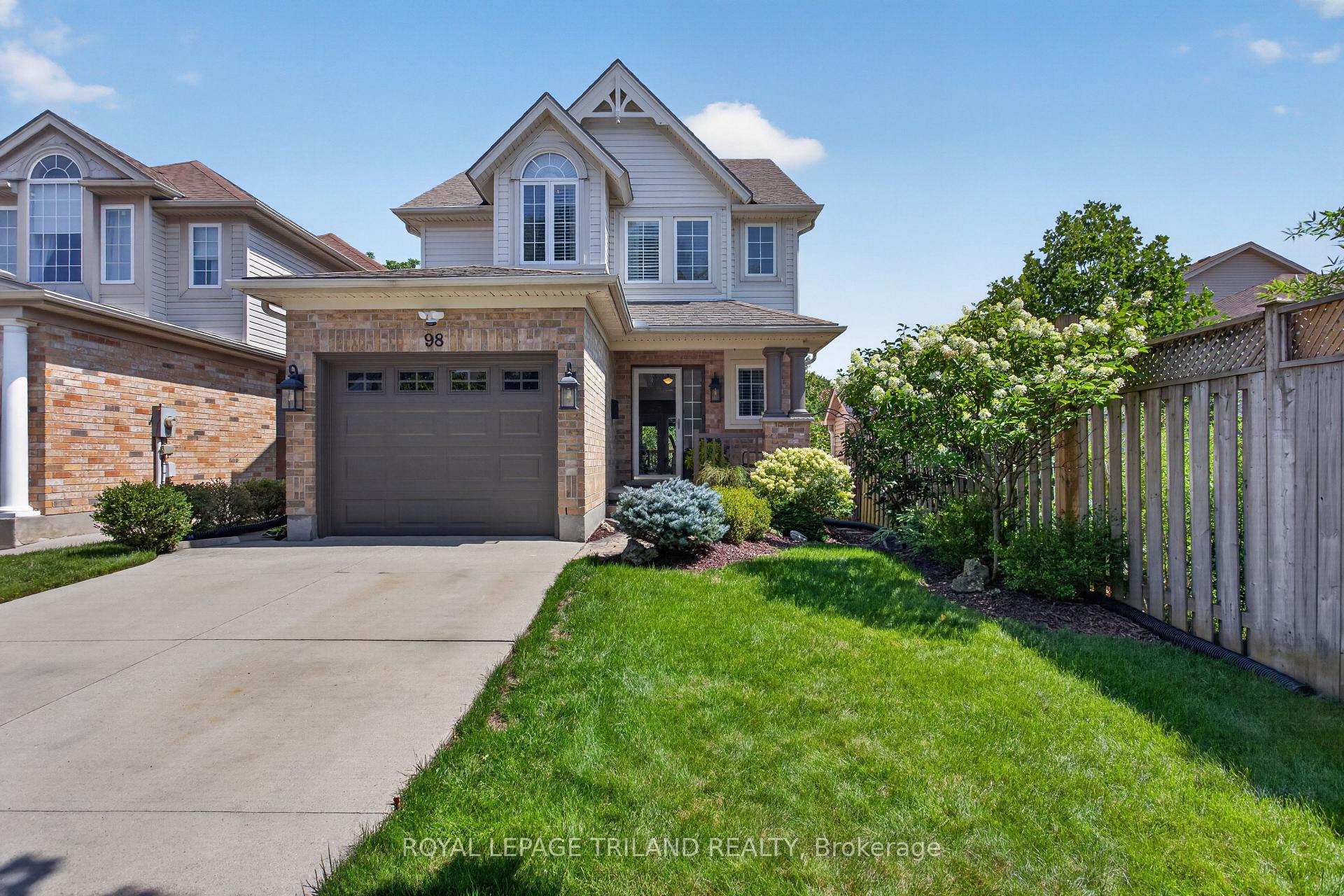 Photo of 98 Rossmore Court