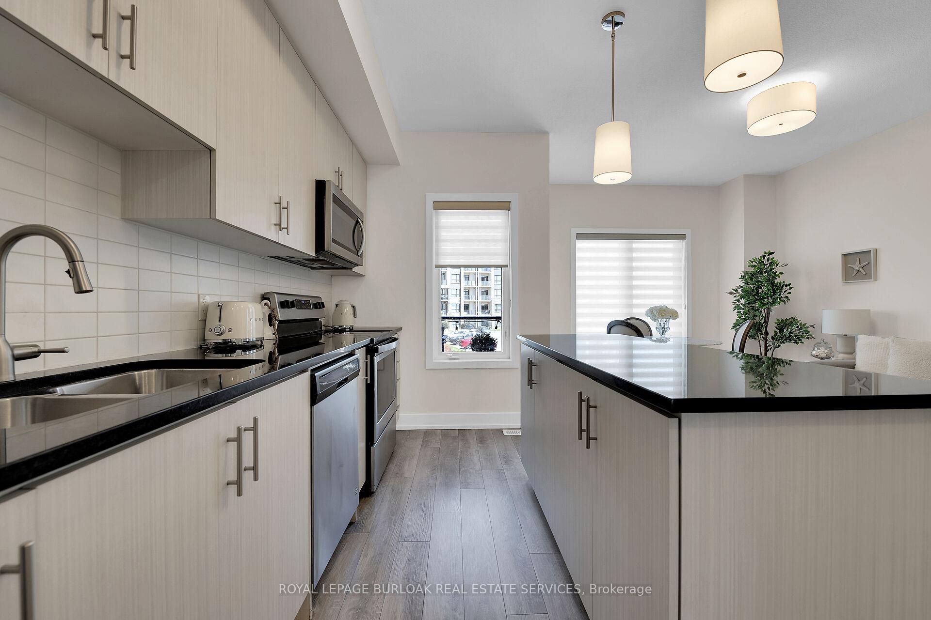 Photo 9 of Unit 9, 115 Shoreview Place, Hamilton, Lakeshore — HOMEH