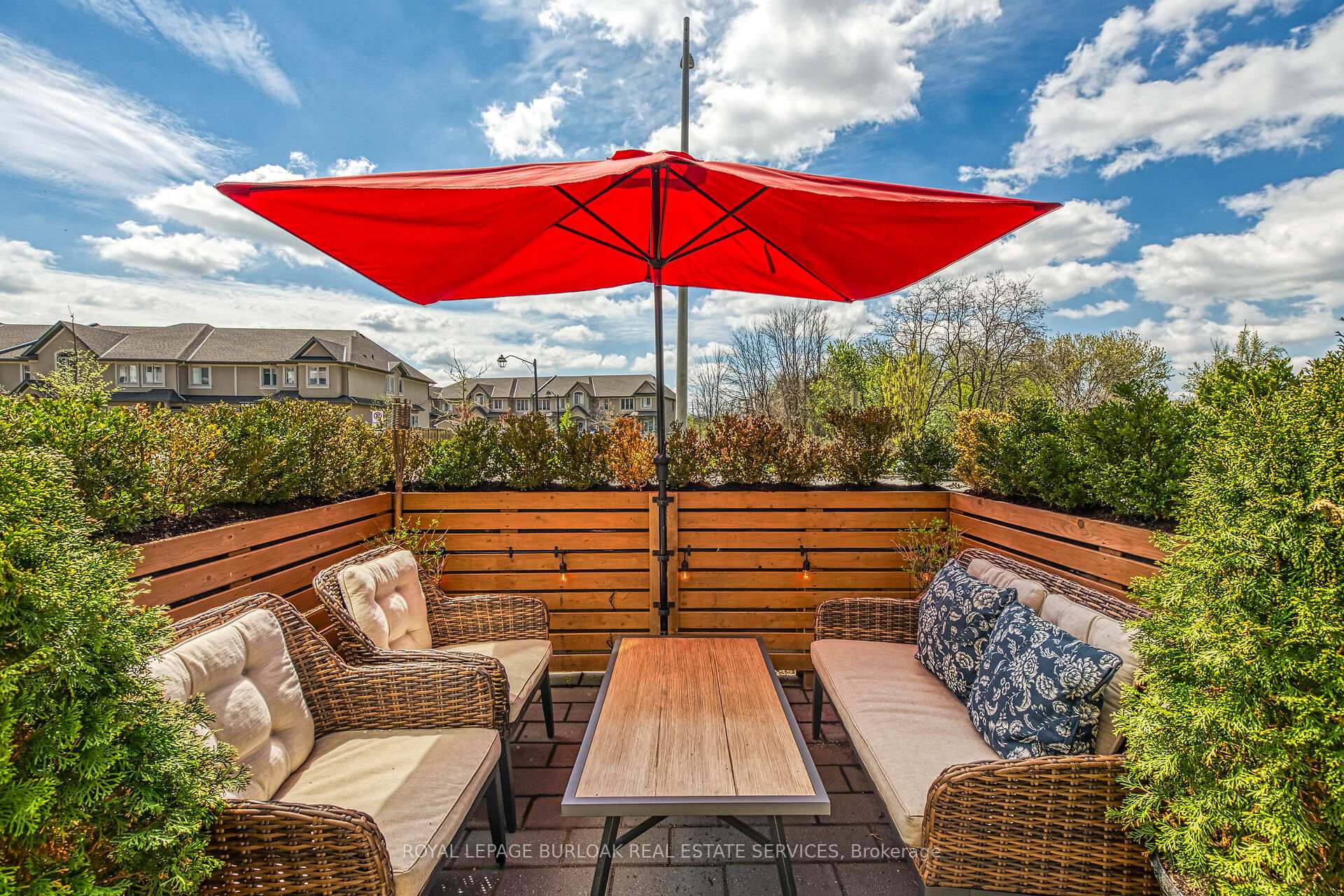 Photo 38 of Unit 9, 115 Shoreview Place, Hamilton, Lakeshore — HOMEH