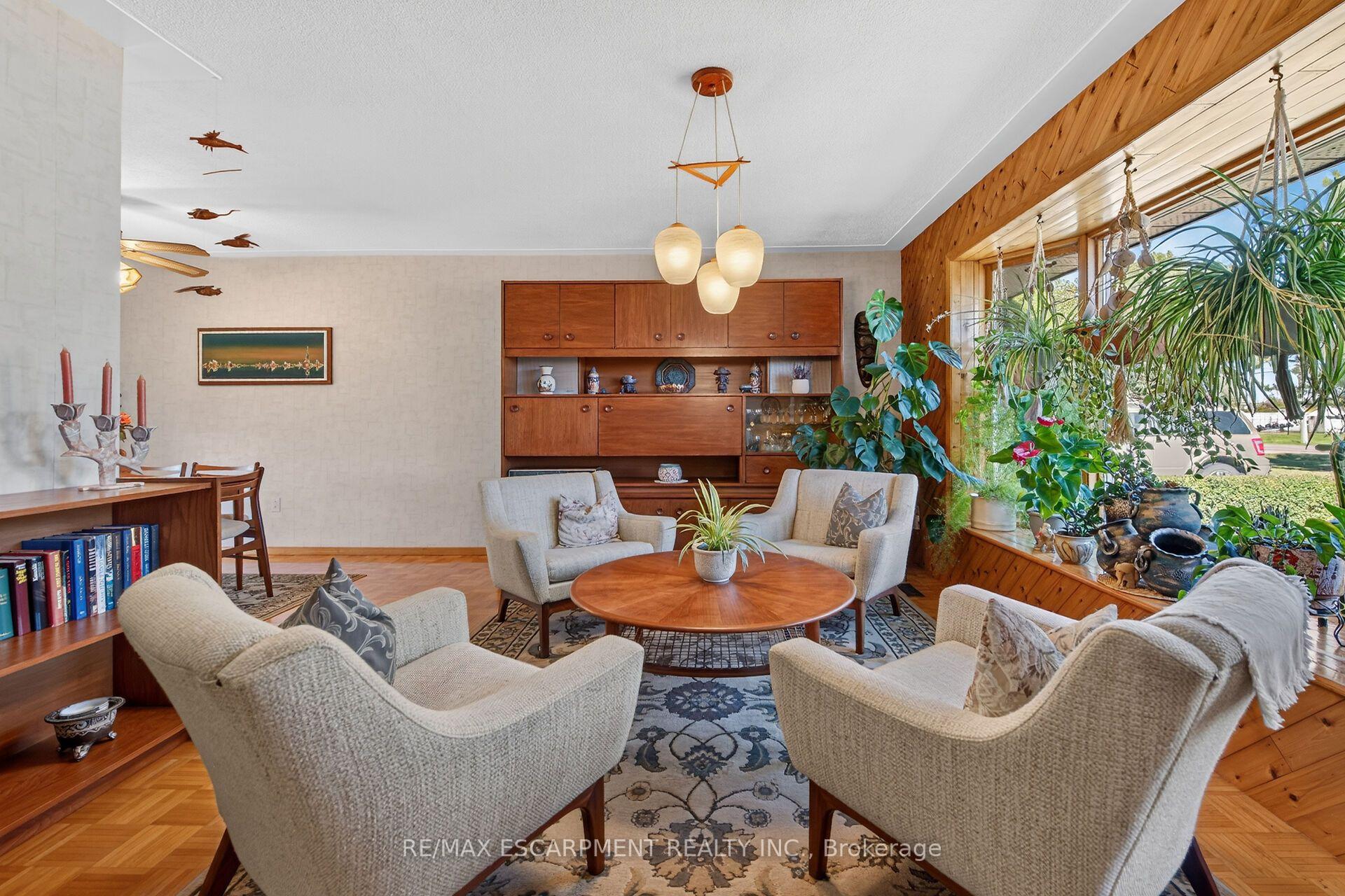 Photo 8 of 994 Barton Street, Hamilton, Fruitland — HOMEH
