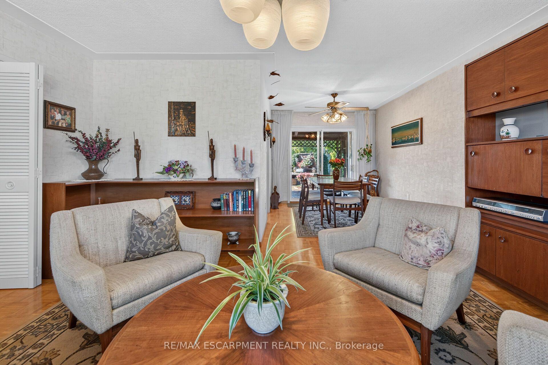 Photo 11 of 994 Barton Street, Hamilton, Fruitland — HOMEH