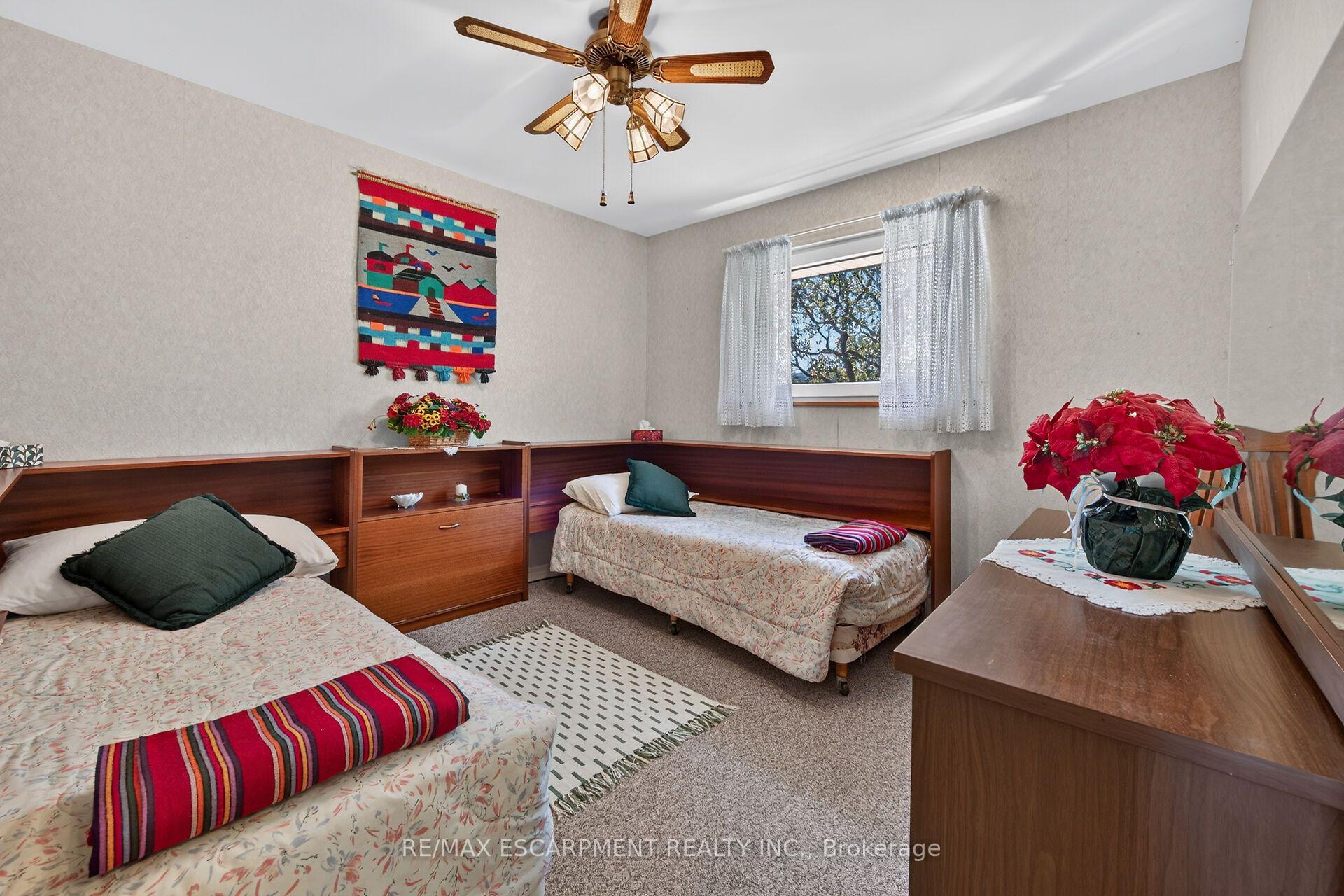 Photo 22 of 994 Barton Street, Hamilton, Fruitland — HOMEH