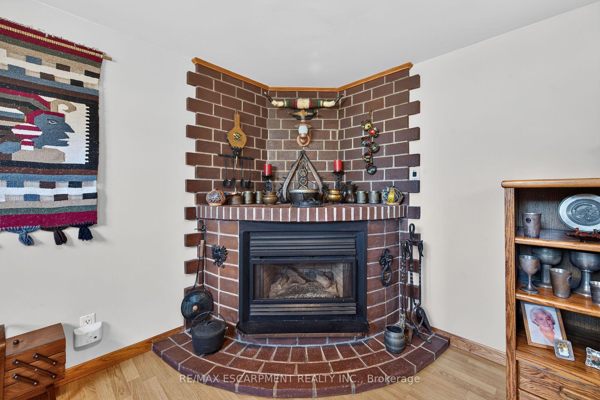 Photo 30 of 994 Barton Street, Hamilton, Fruitland — HOMEH
