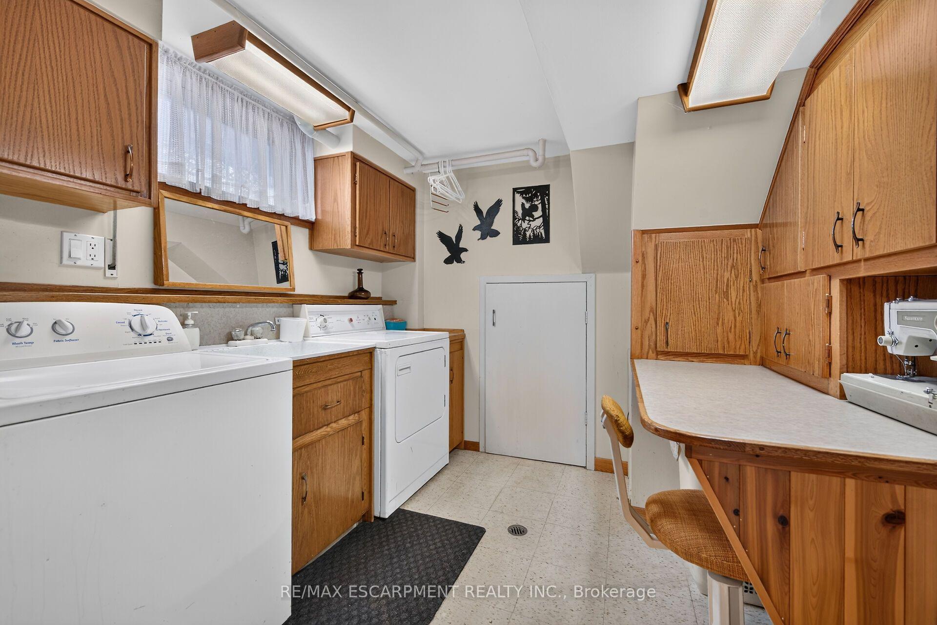 Photo 34 of 994 Barton Street, Hamilton, Fruitland — HOMEH