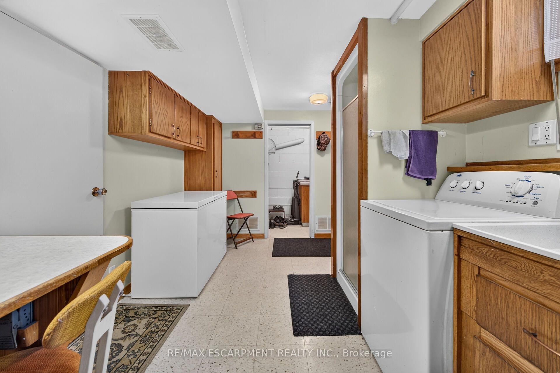 Photo 36 of 994 Barton Street, Hamilton, Fruitland — HOMEH