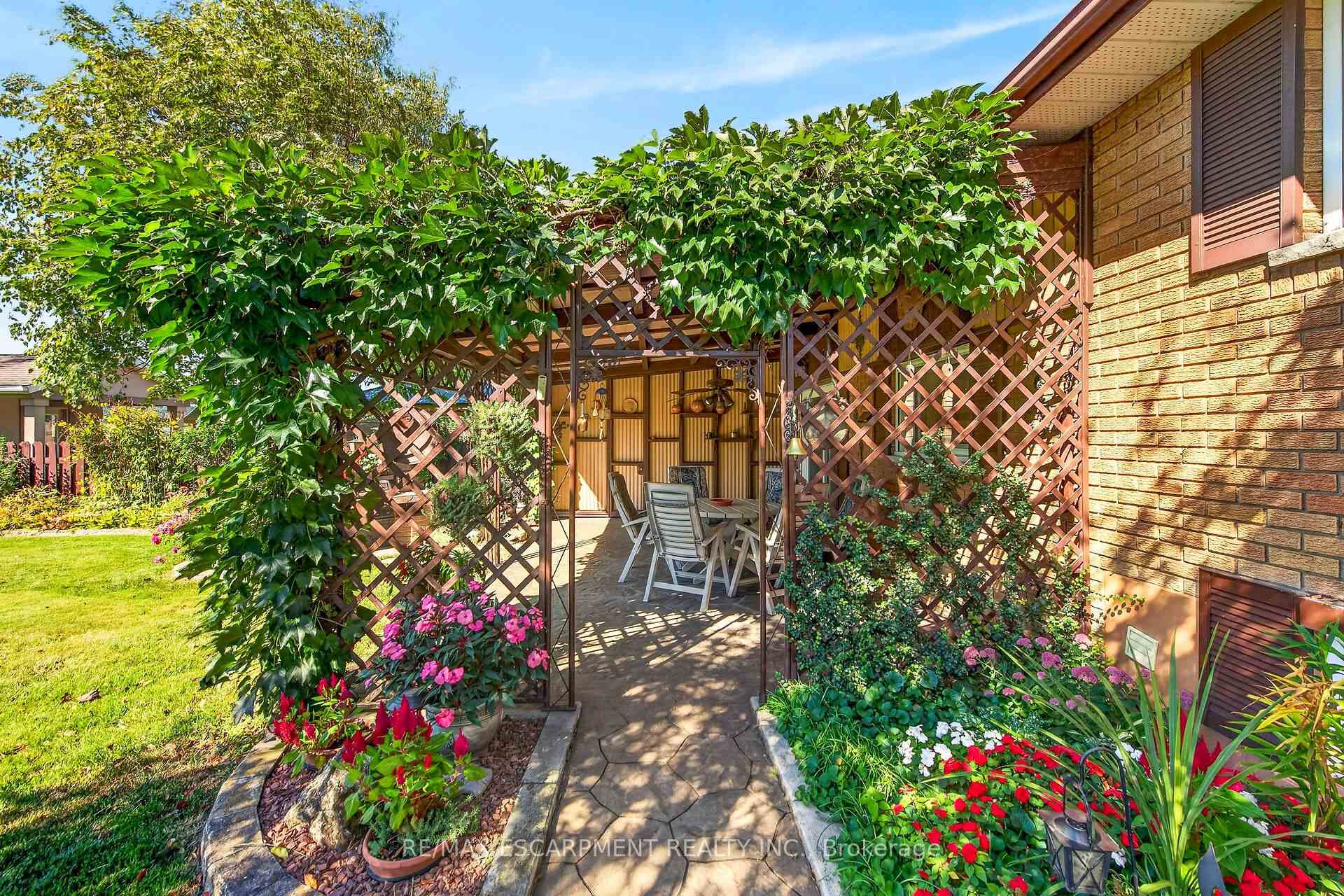 Photo 41 of 994 Barton Street, Hamilton, Fruitland — HOMEH
