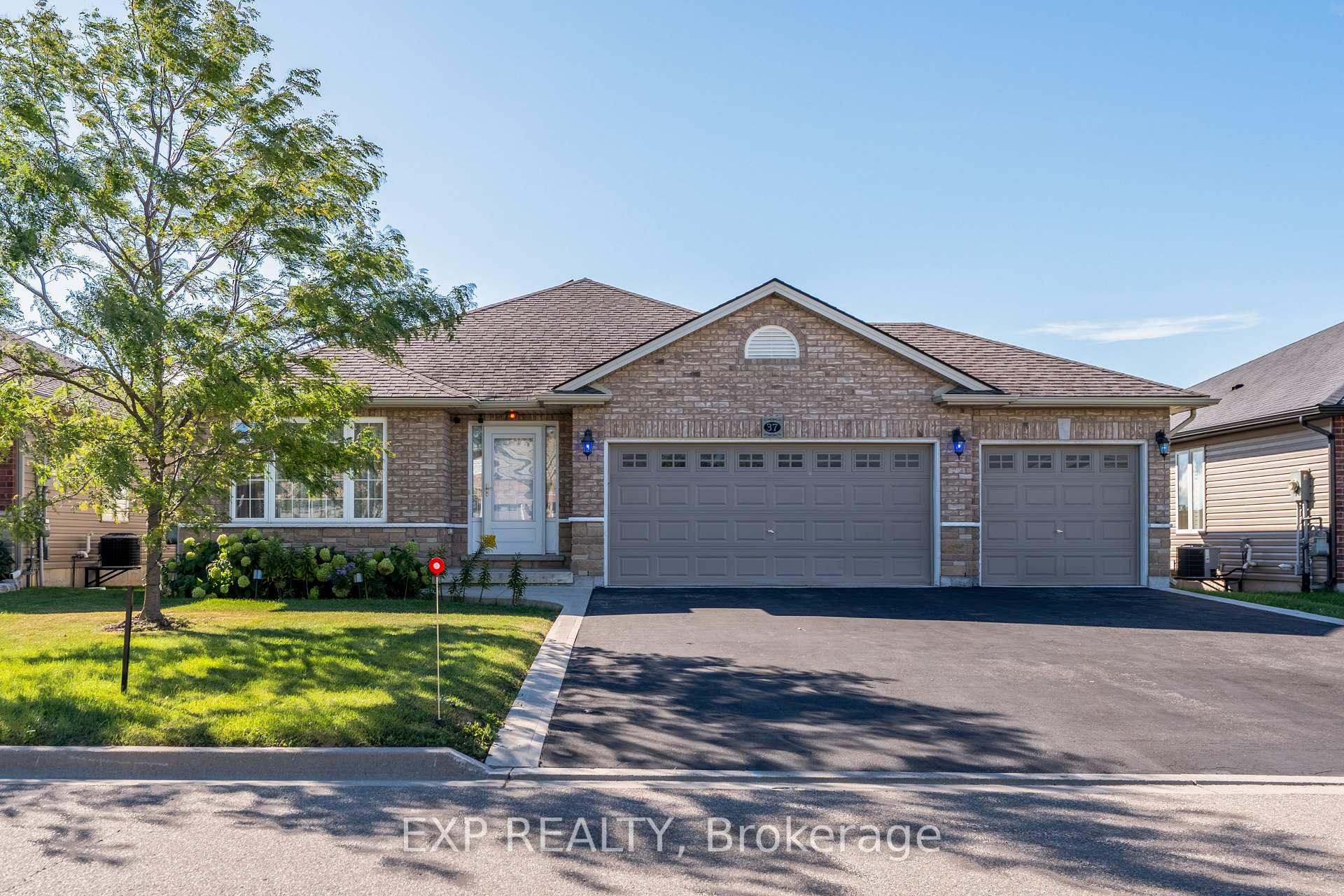 Photo 1 of 37 Helen Drive E, Haldimand — HOMEH