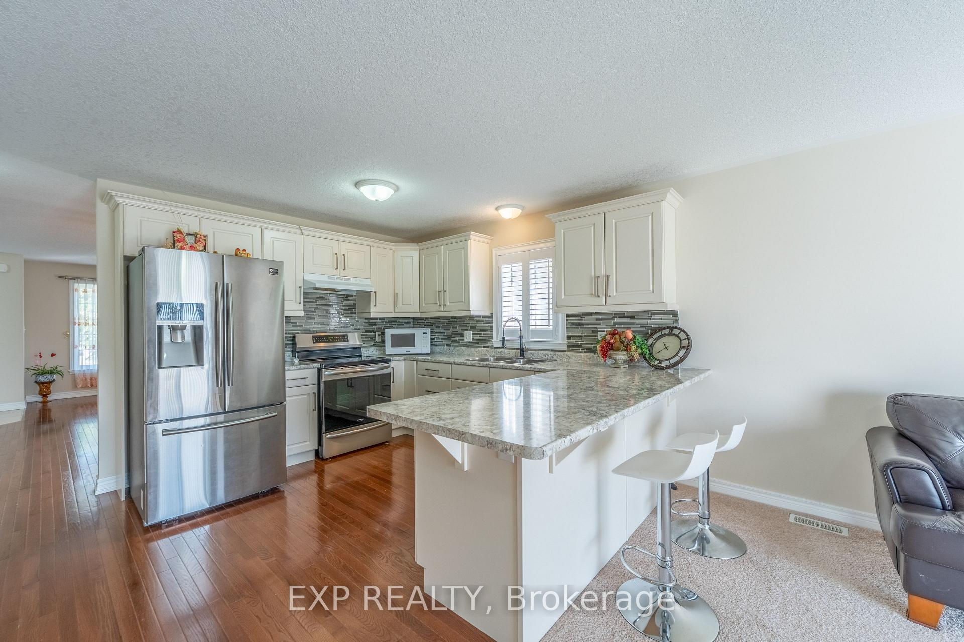 Photo 9 of 37 Helen Drive E, Haldimand — HOMEH