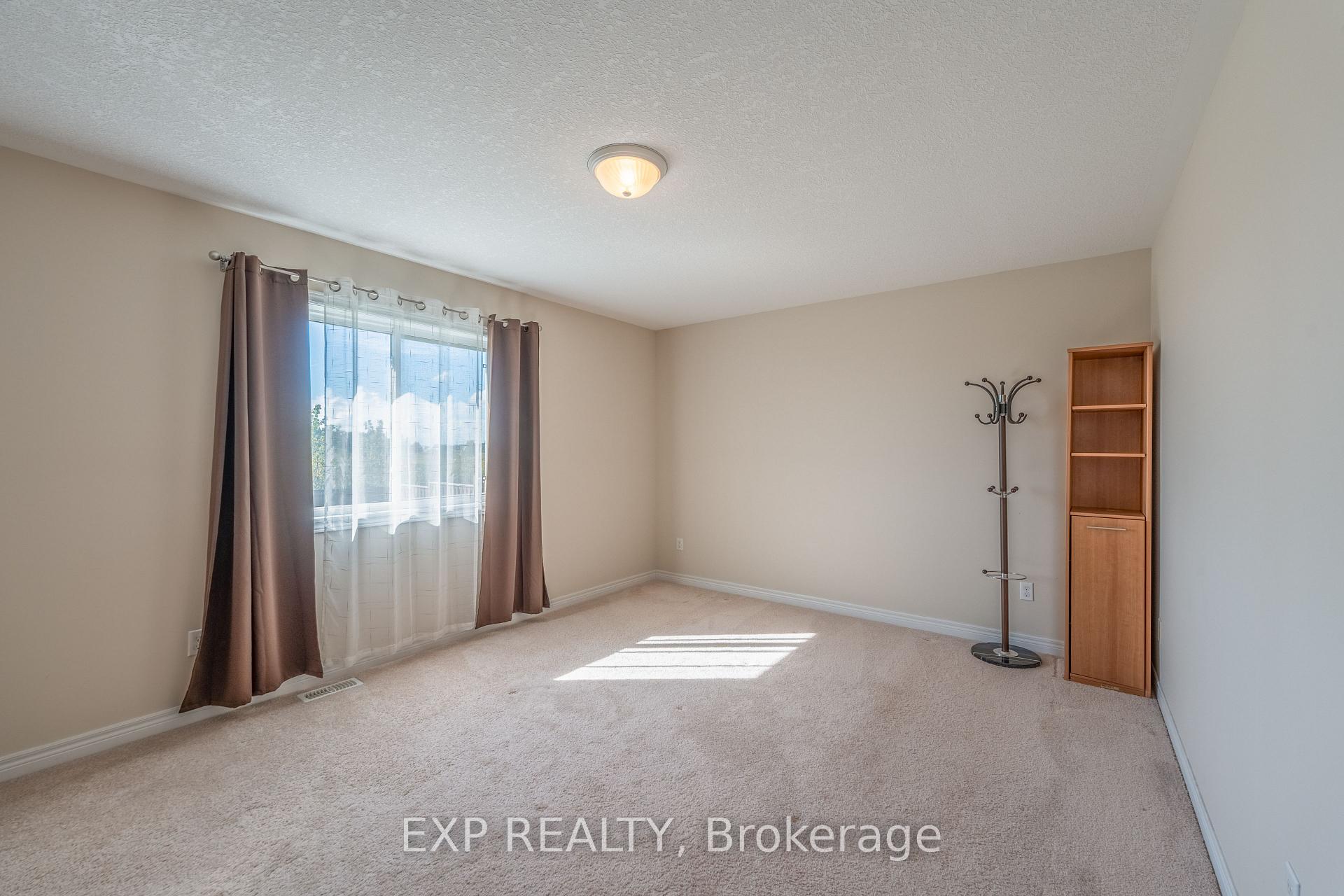 Photo 17 of 37 Helen Drive E, Haldimand — HOMEH