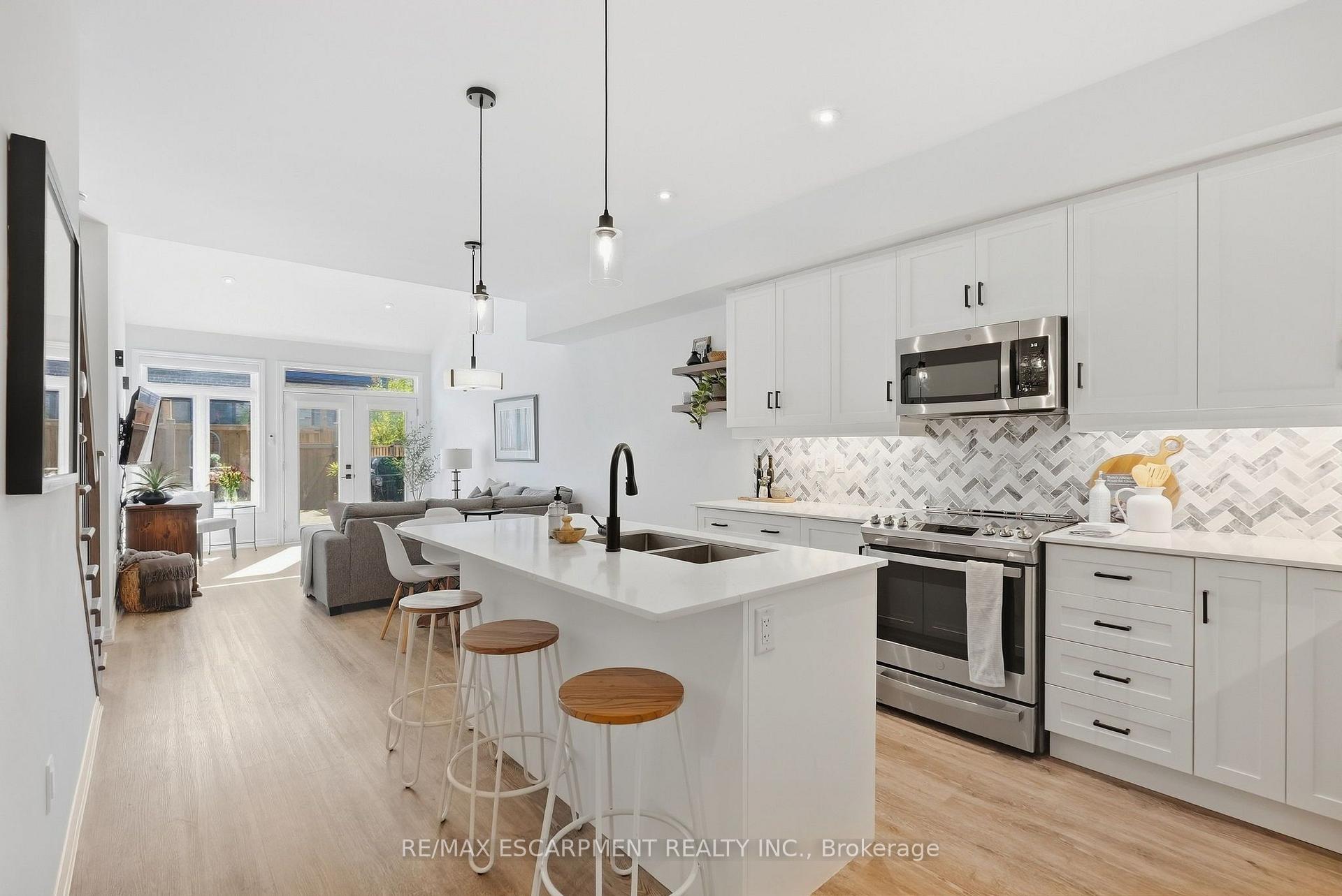 Photo 18 of 26 Bensley Lane, Hamilton, Mountview — HOMEH