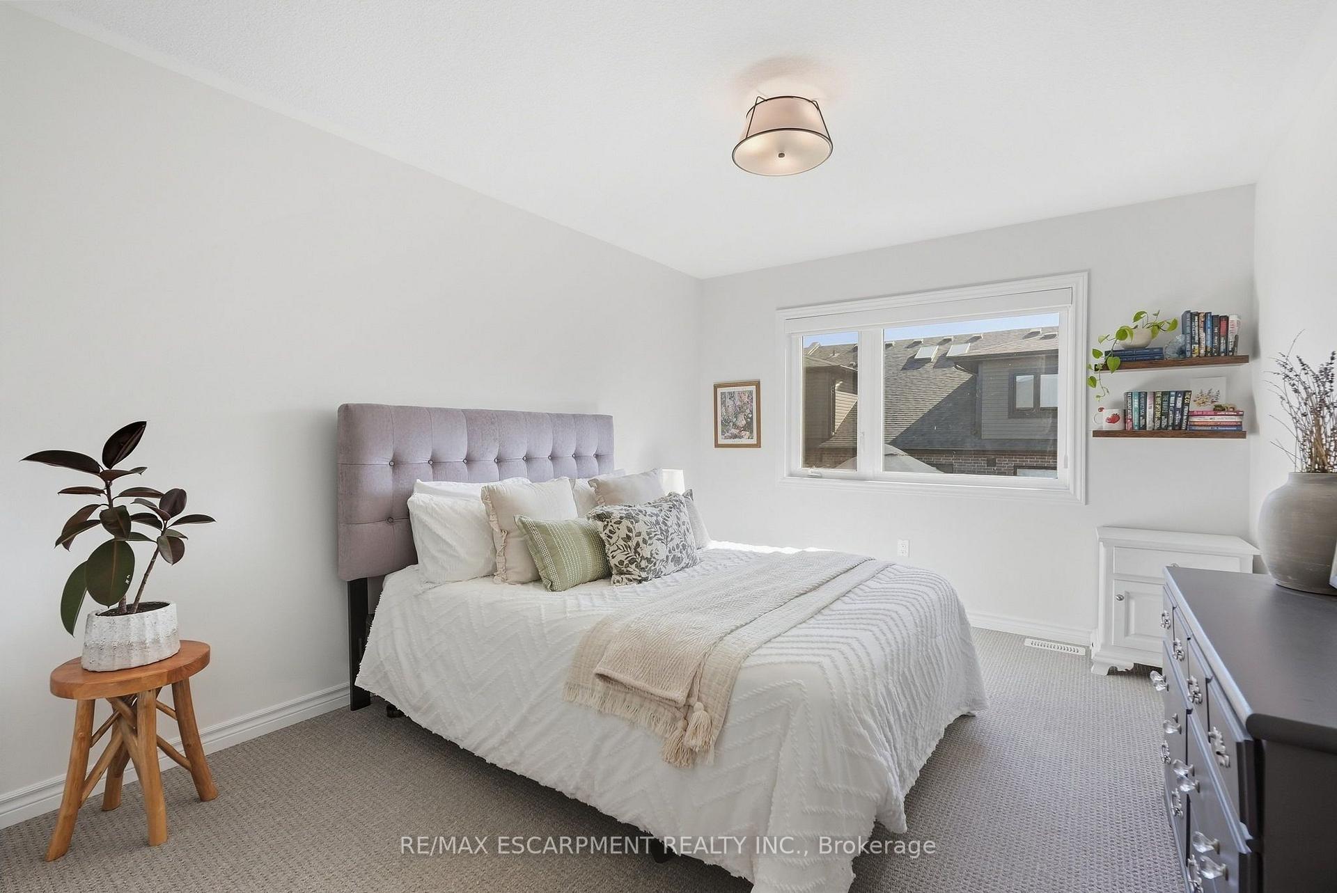 Photo 35 of 26 Bensley Lane, Hamilton, Mountview — HOMEH