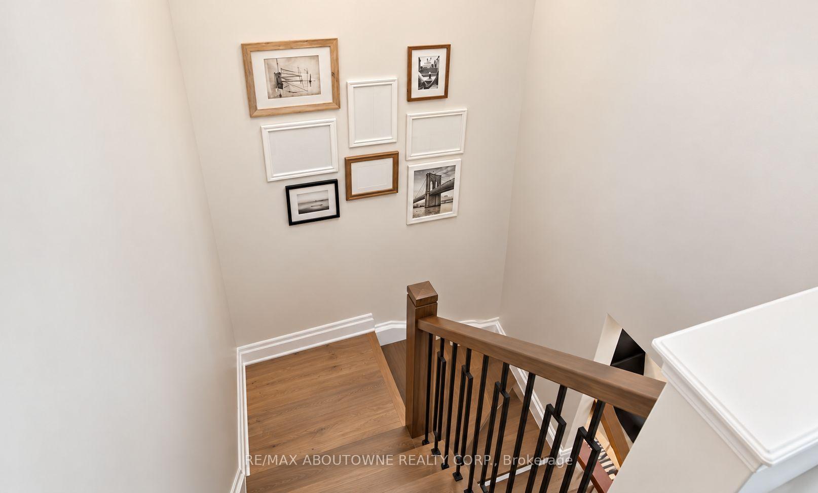 Photo 23 of 2409 Postmaster Drive, Oakville, Westmount — HOMEH