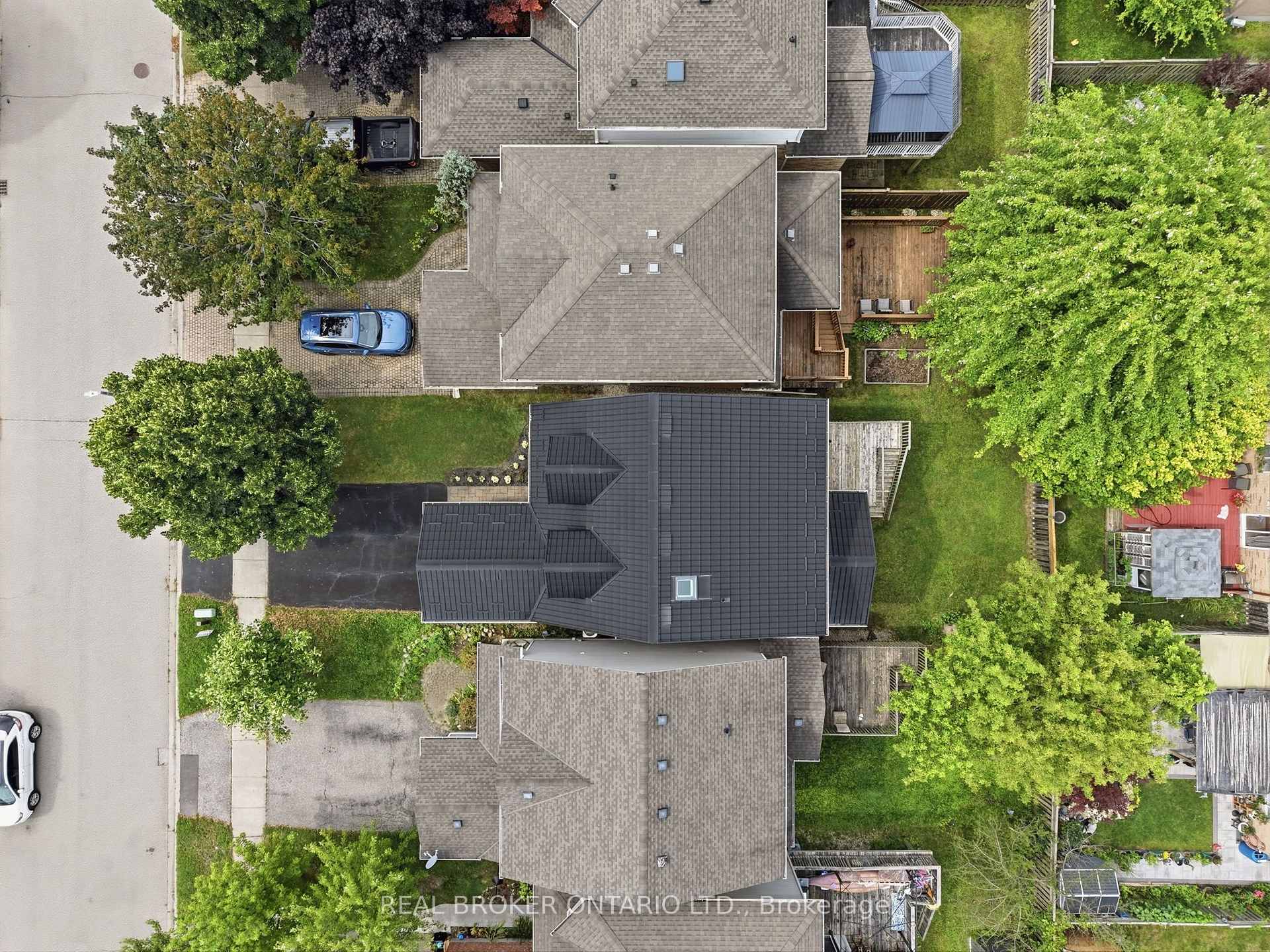 Photo 35 of 19 Boulder Crescent, Guelph, Clairfields/Hanlon Business Park — HOMEH