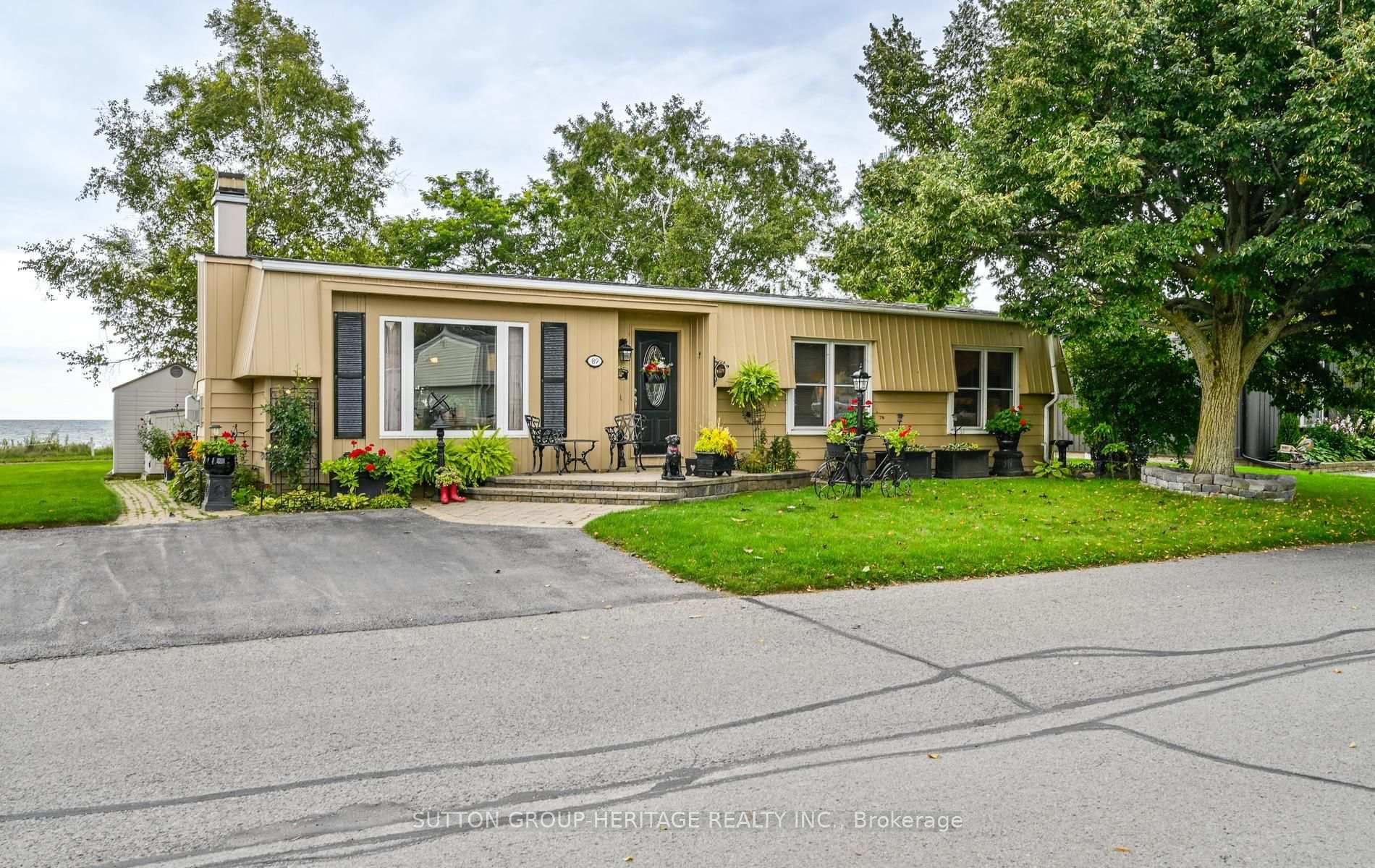 Photo 1 of 89 Bluffs Road, Clarington, Newcastle — HOMEH