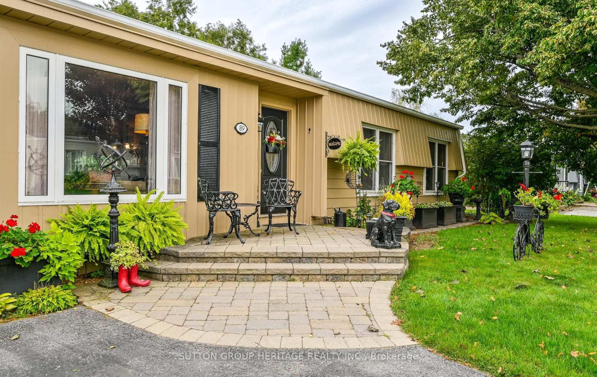 Photo 3 of 89 Bluffs Road, Clarington, Newcastle — HOMEH