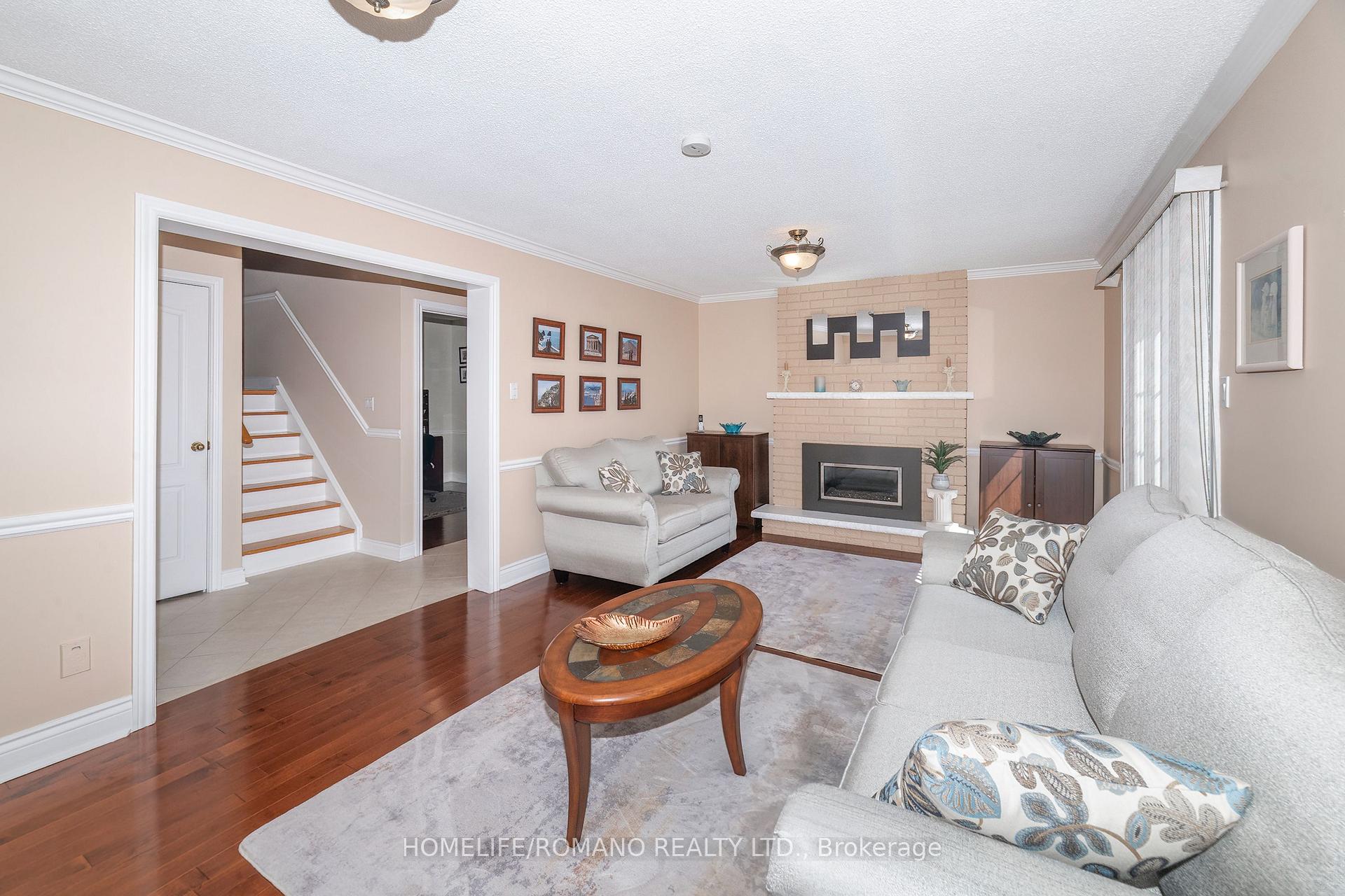 Photo 21 of 915 Lovingston Crescent, Mississauga, Rathwood — HOMEH