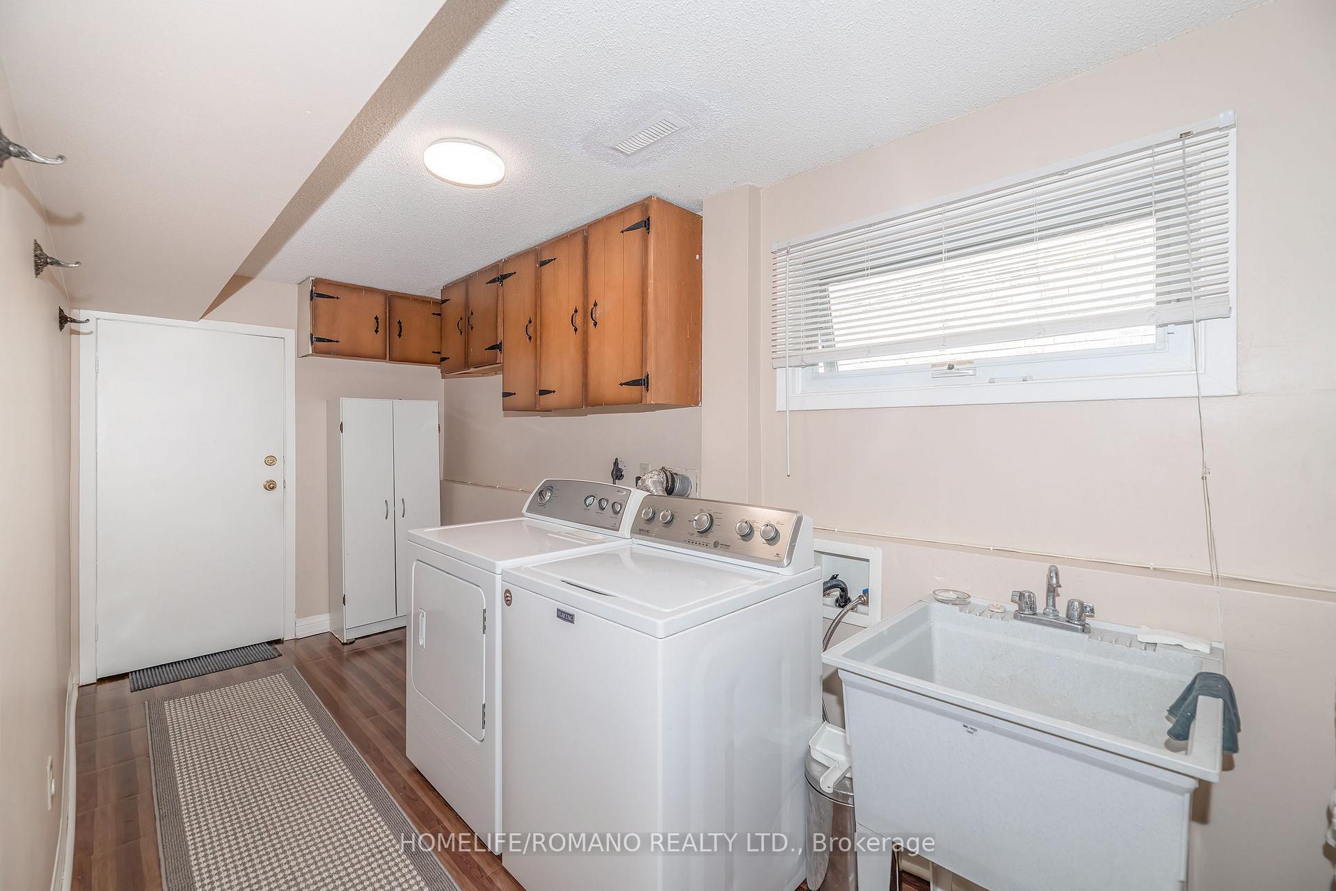 Photo 24 of 915 Lovingston Crescent, Mississauga, Rathwood — HOMEH