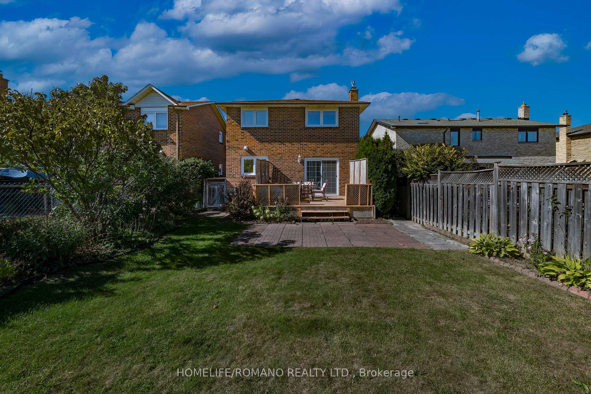 Photo 30 of 915 Lovingston Crescent, Mississauga, Rathwood — HOMEH