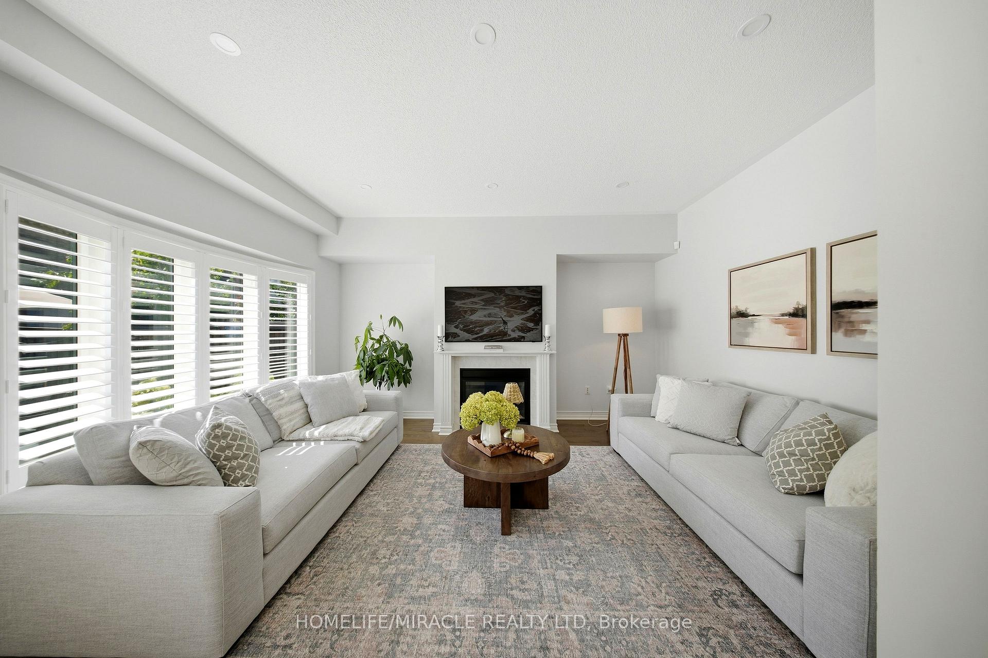 Photo 11 of 3352 Hiscott Avenue, Burlington, Alton — HOMEH