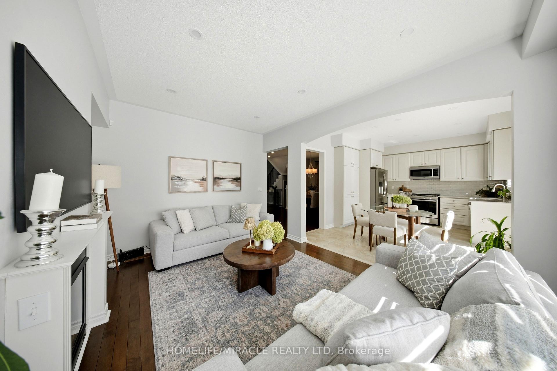 Photo 12 of 3352 Hiscott Avenue, Burlington, Alton — HOMEH