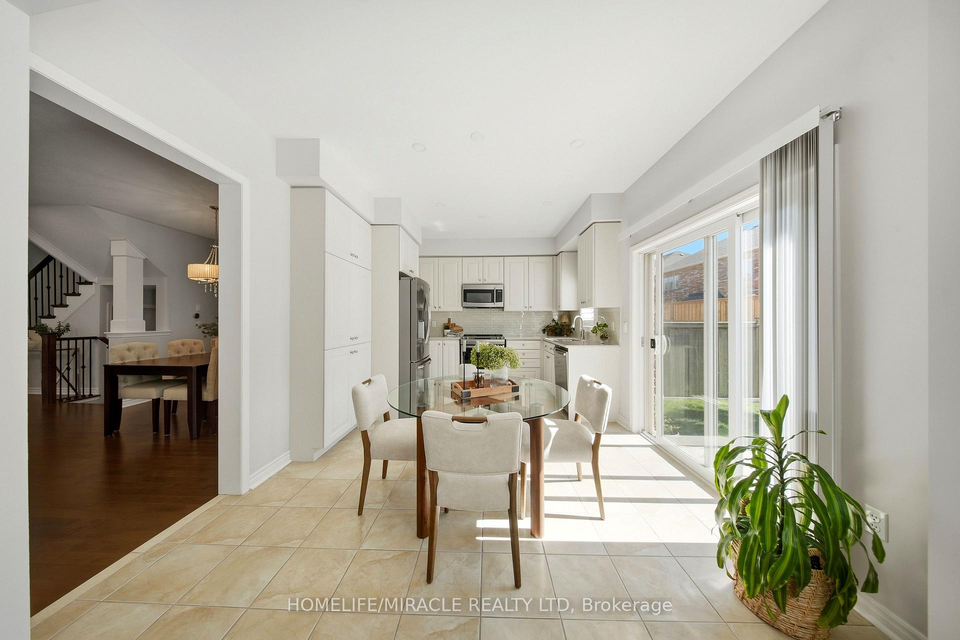 Photo 15 of 3352 Hiscott Avenue, Burlington, Alton — HOMEH