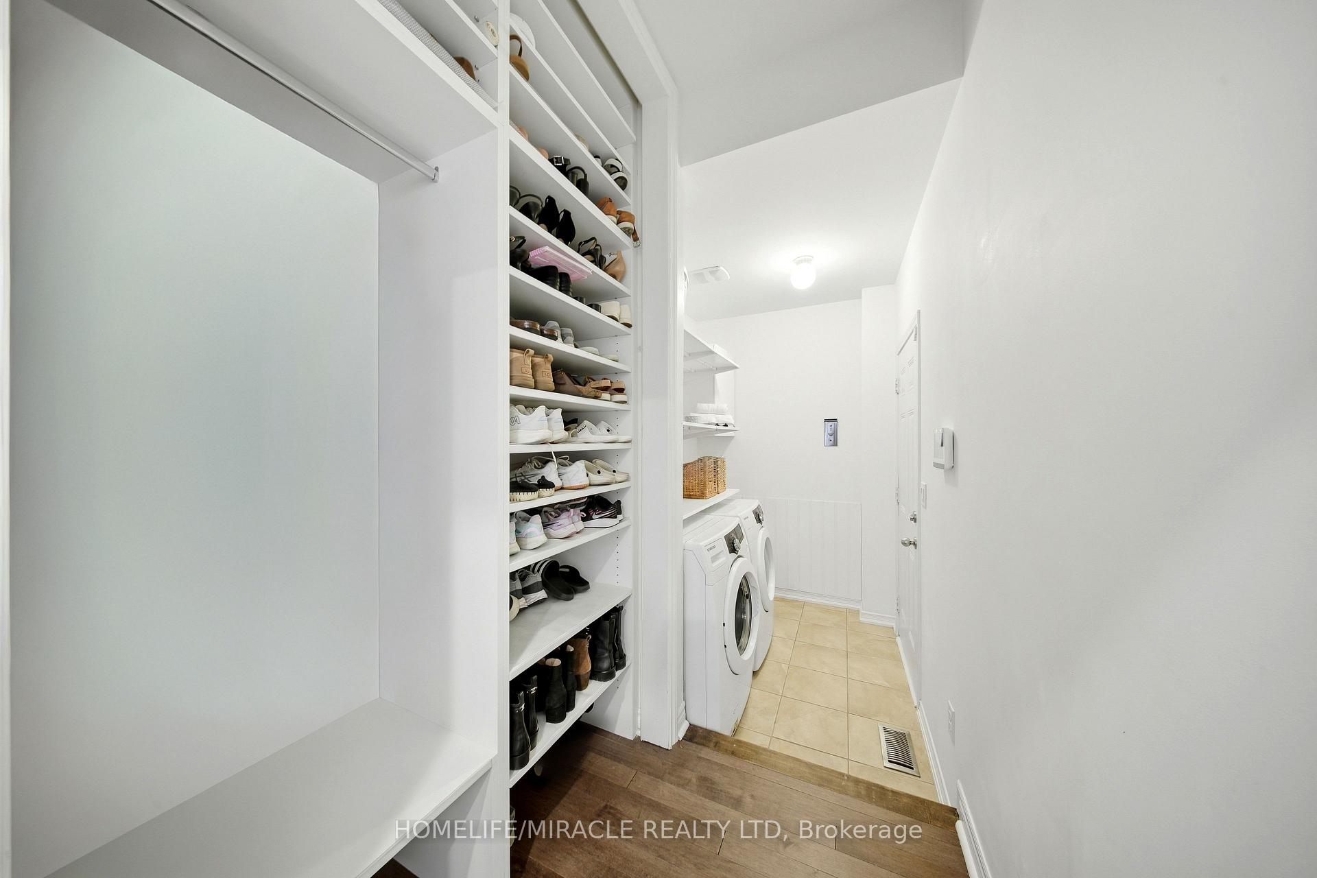 Photo 20 of 3352 Hiscott Avenue, Burlington, Alton — HOMEH