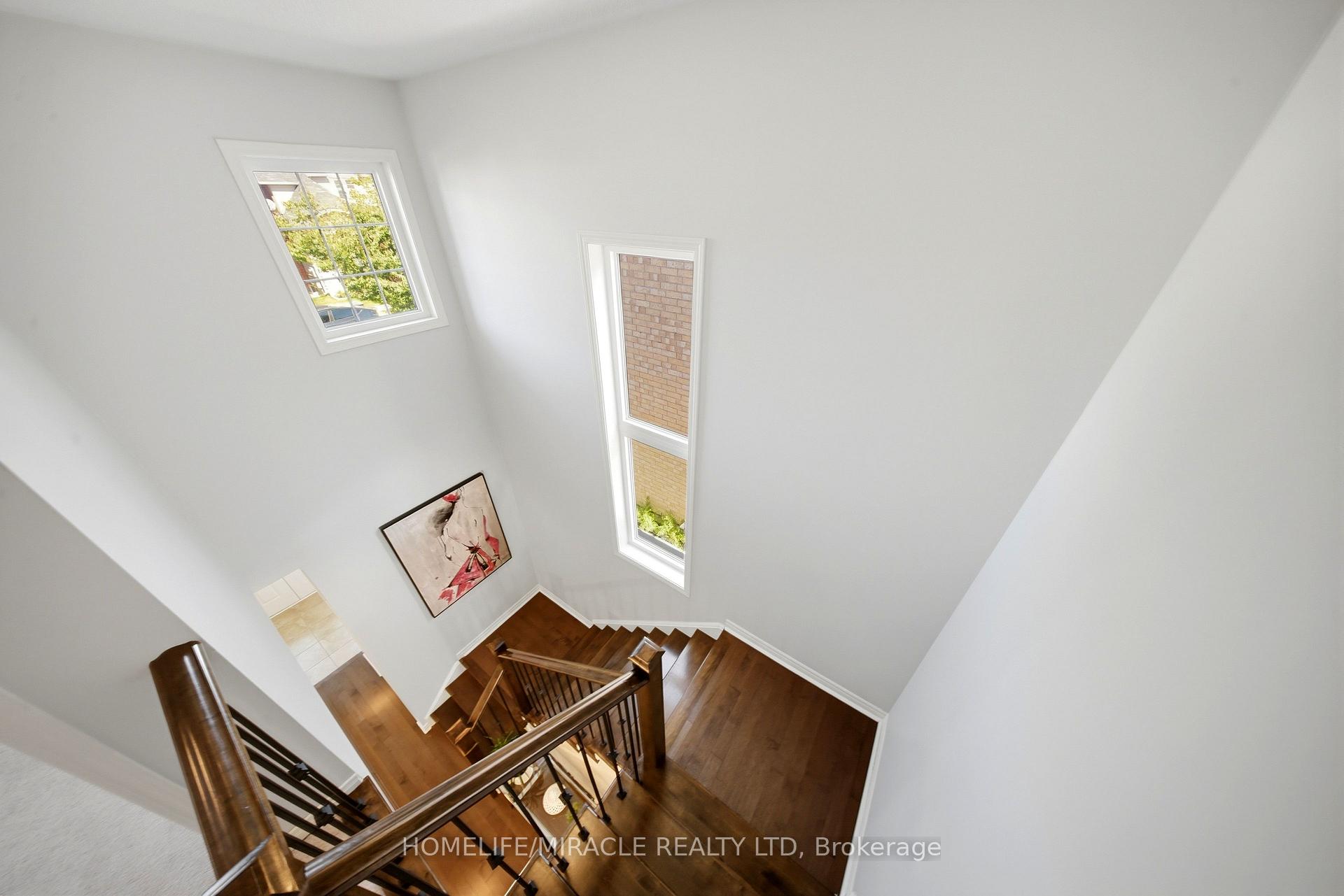 Photo 22 of 3352 Hiscott Avenue, Burlington, Alton — HOMEH