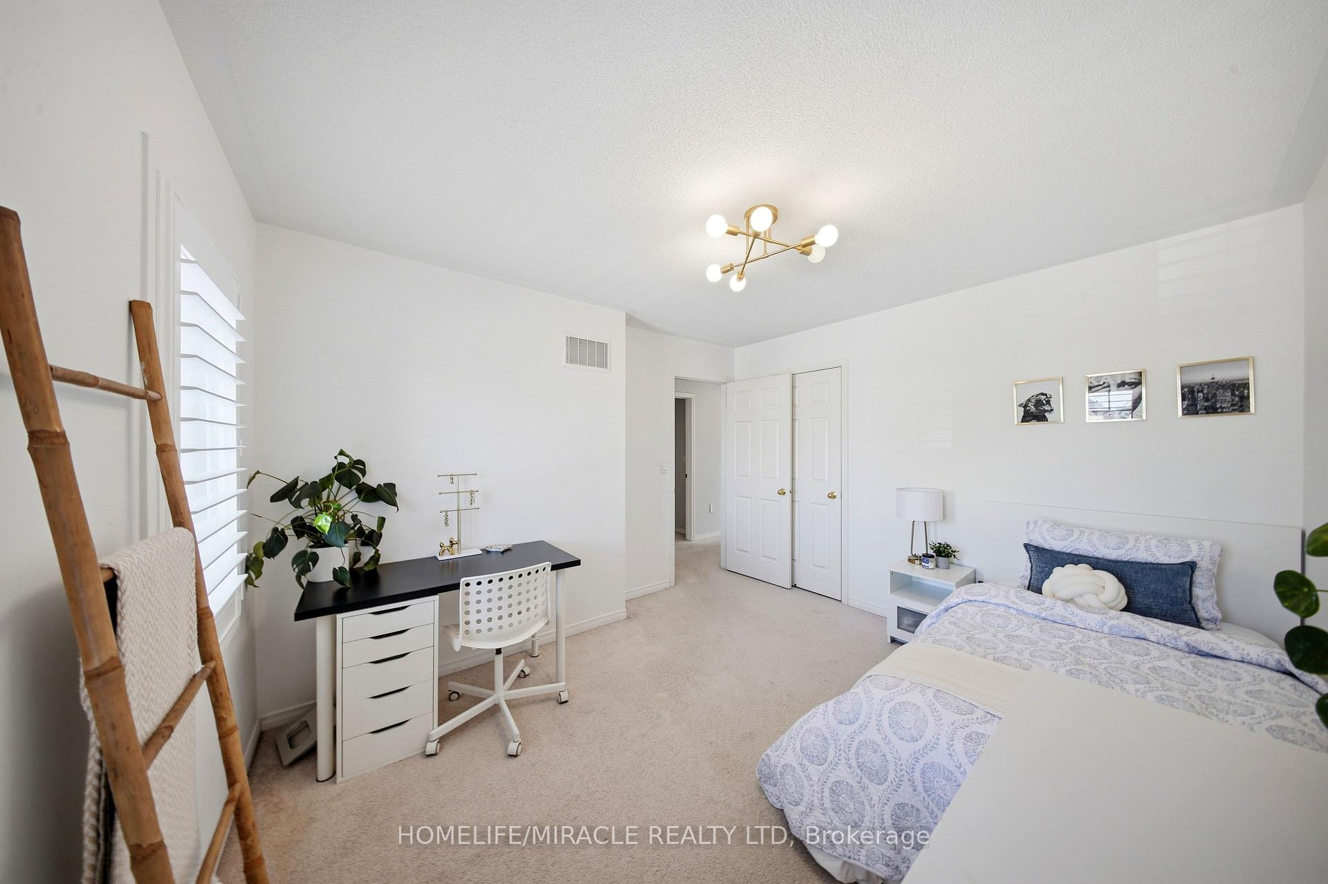 Photo 28 of 3352 Hiscott Avenue, Burlington, Alton — HOMEH