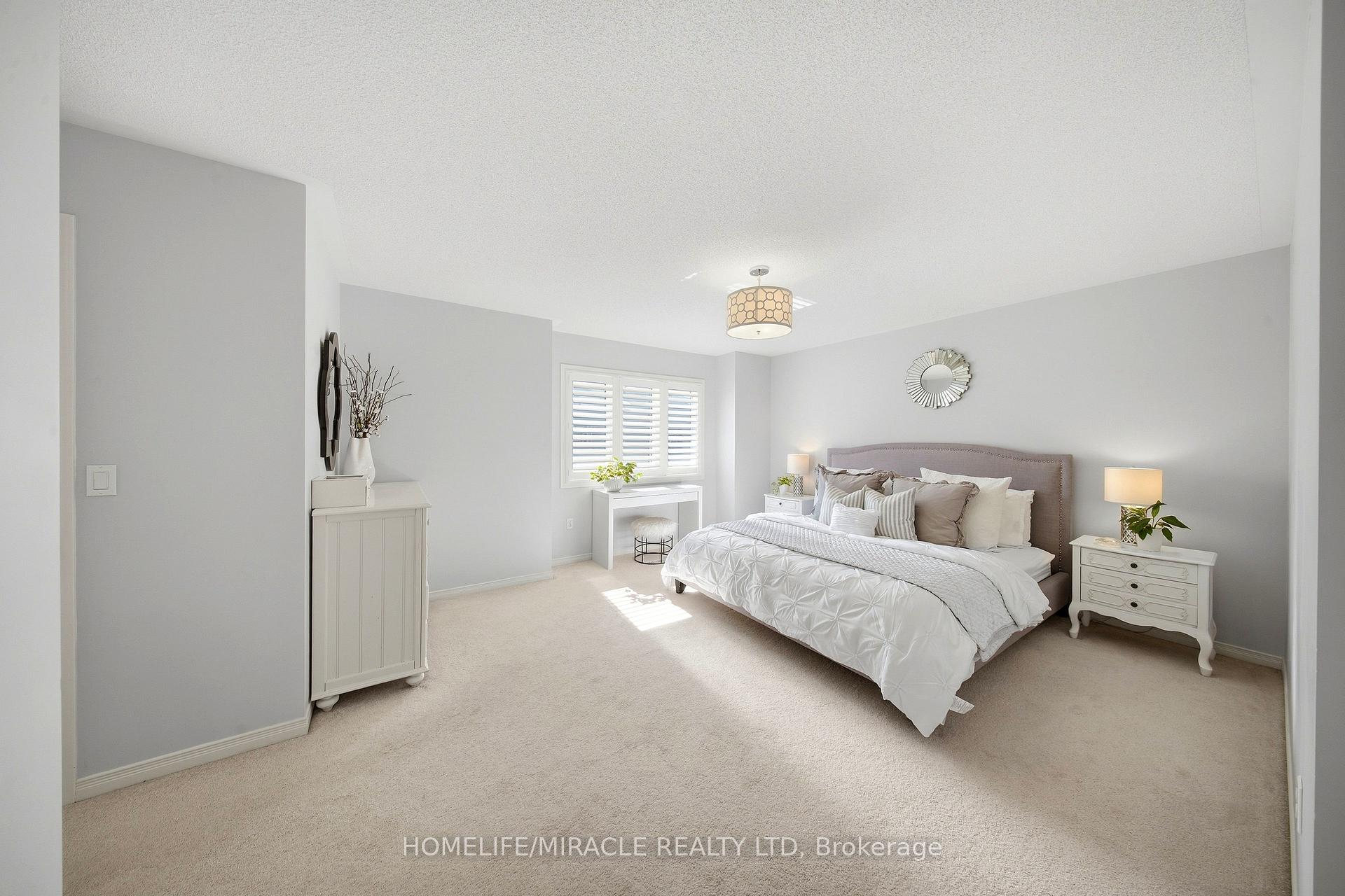 Photo 31 of 3352 Hiscott Avenue, Burlington, Alton — HOMEH