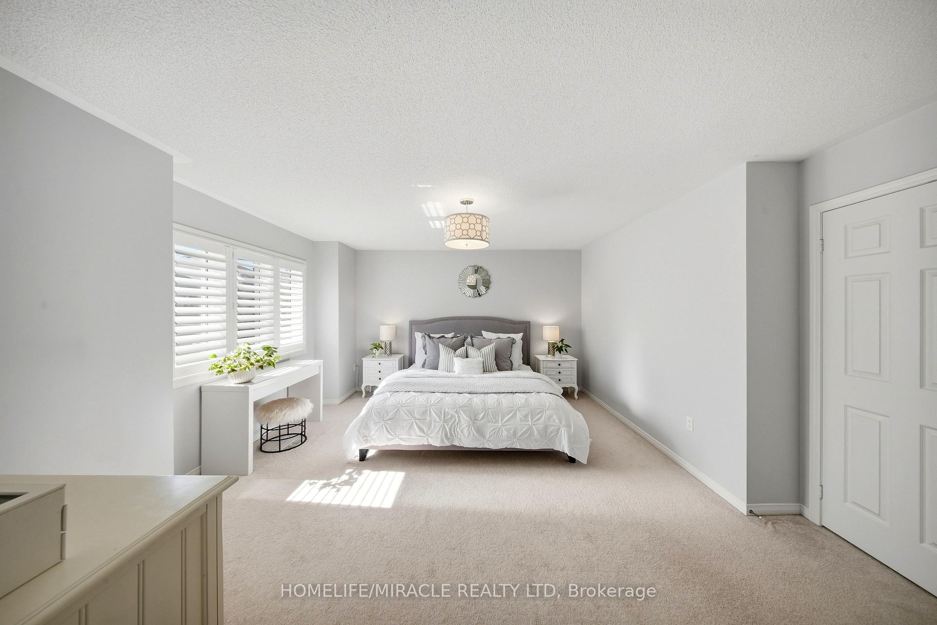 Photo 32 of 3352 Hiscott Avenue, Burlington, Alton — HOMEH
