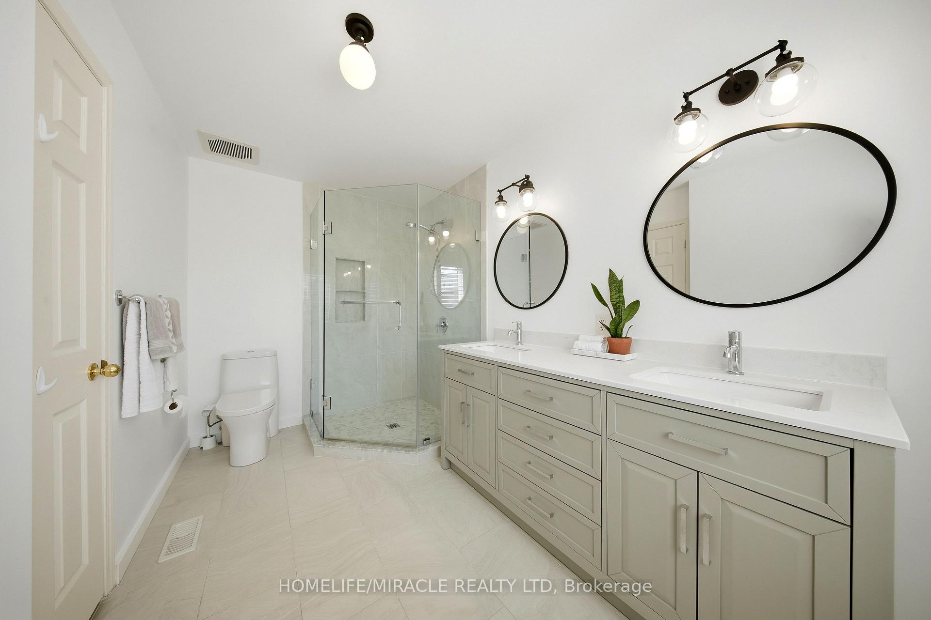Photo 35 of 3352 Hiscott Avenue, Burlington, Alton — HOMEH