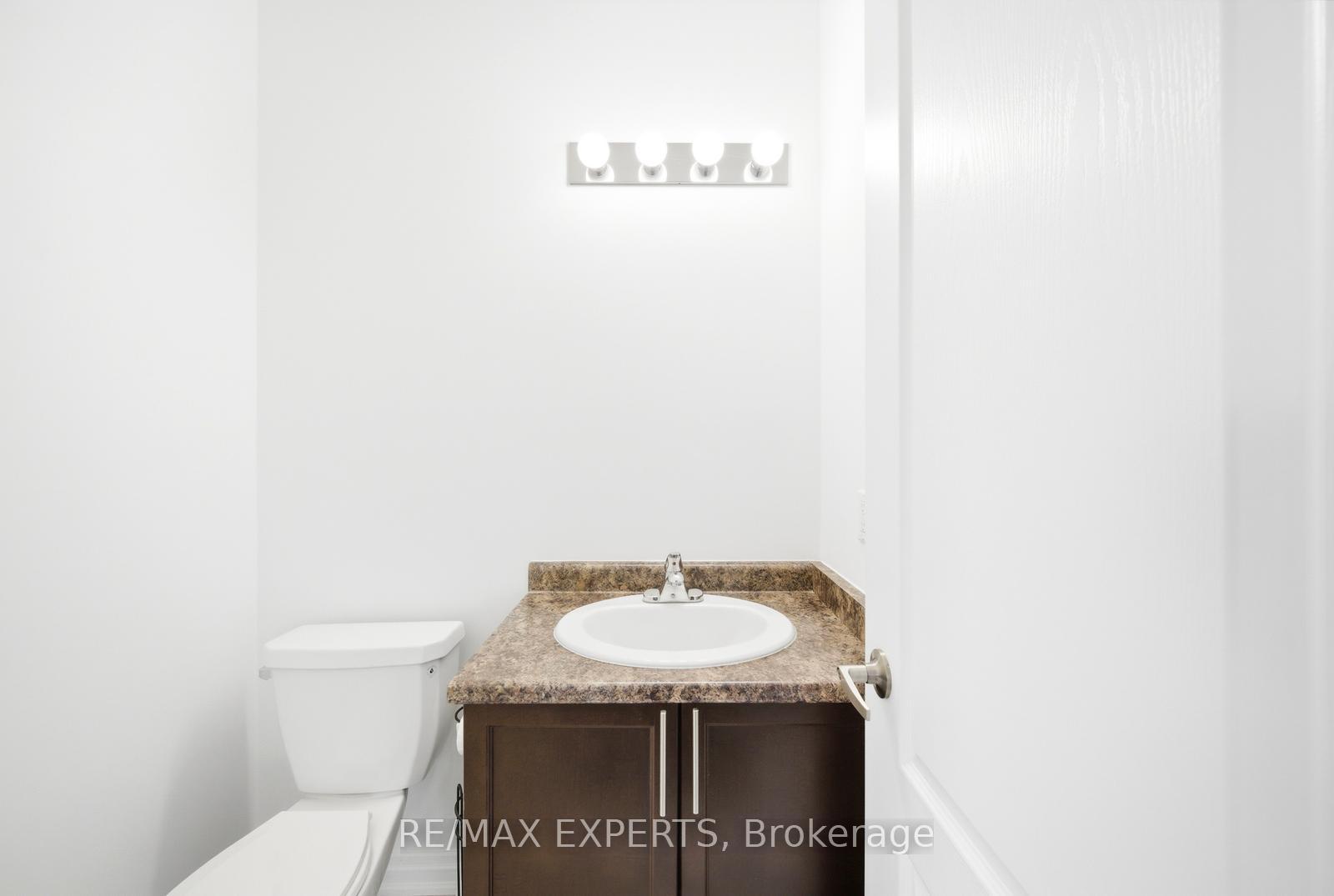 Photo 13 of 2071 Gibson Street, Innisfil, Alcona — HOMEH