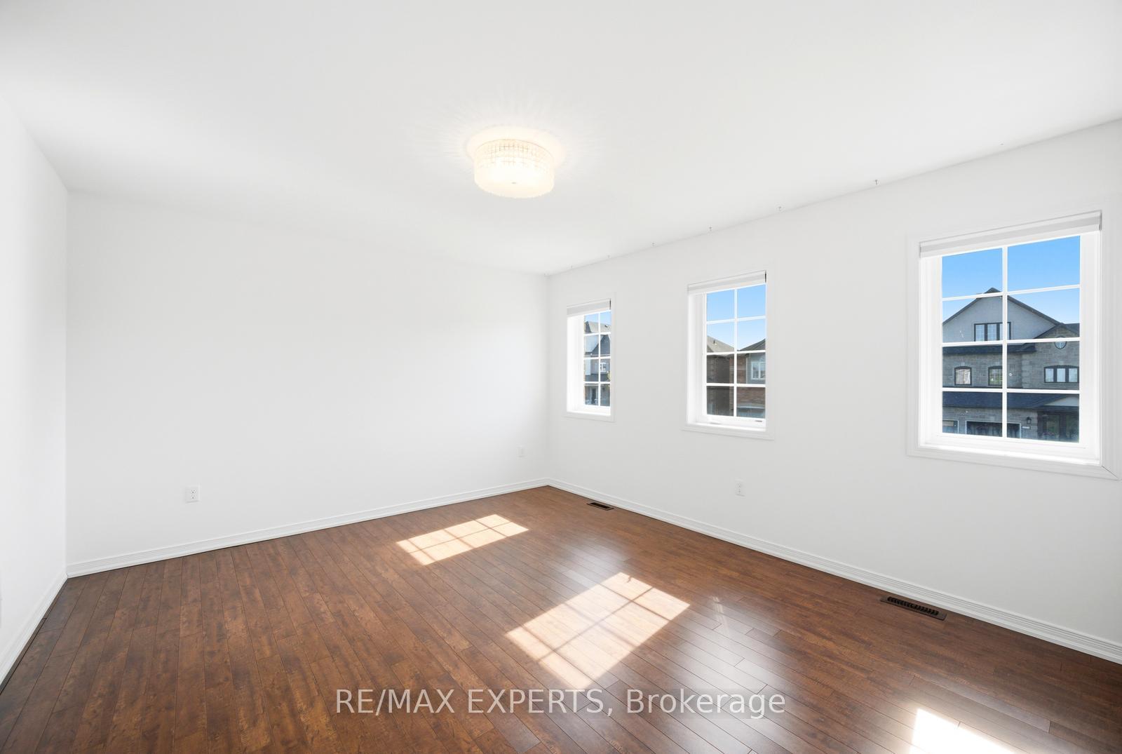 Photo 27 of 2071 Gibson Street, Innisfil, Alcona — HOMEH