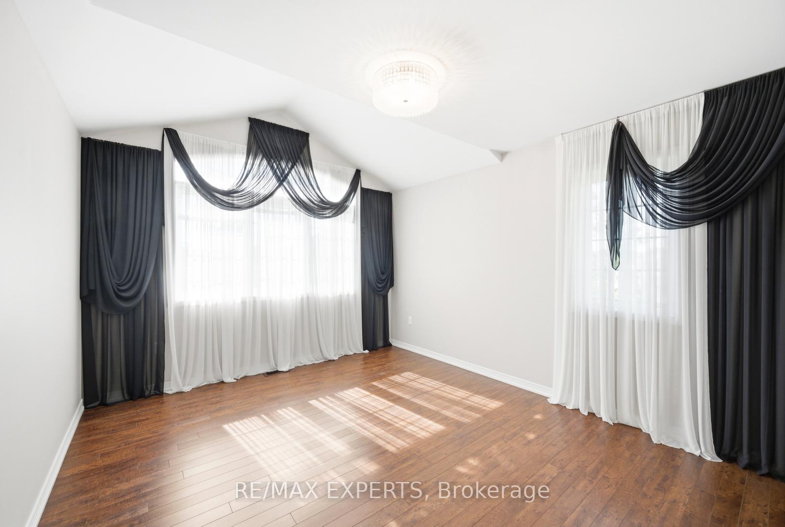 Photo 30 of 2071 Gibson Street, Innisfil, Alcona — HOMEH