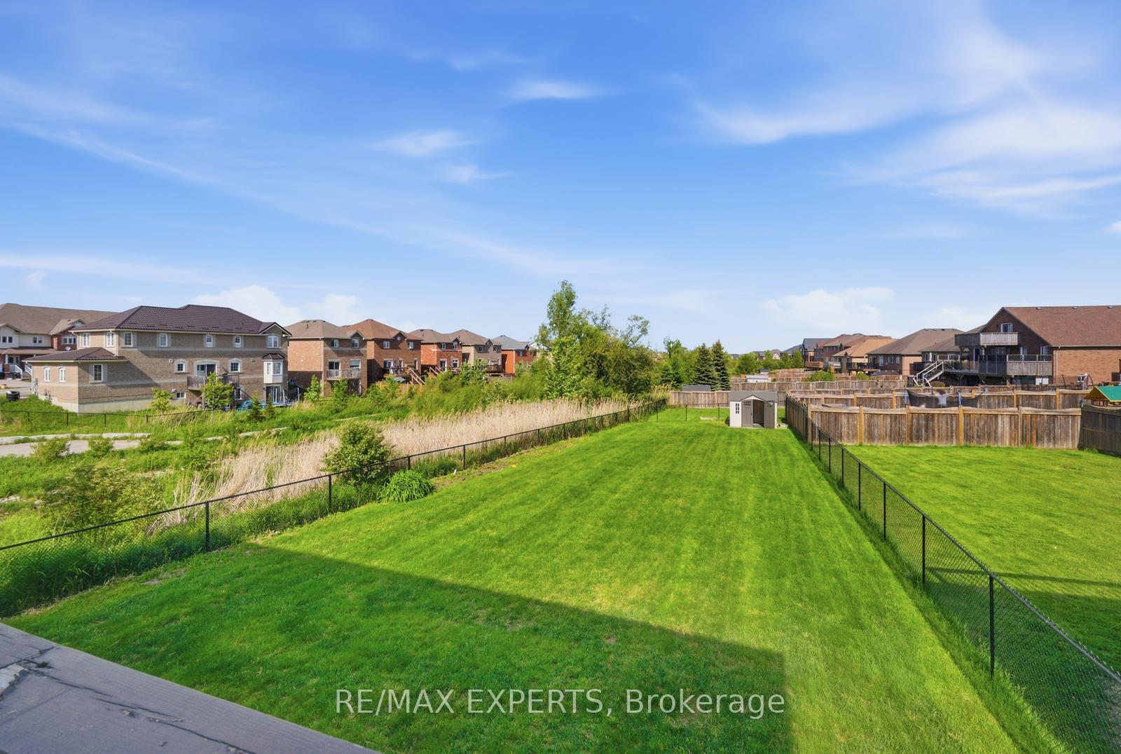 Photo 47 of 2071 Gibson Street, Innisfil, Alcona — HOMEH