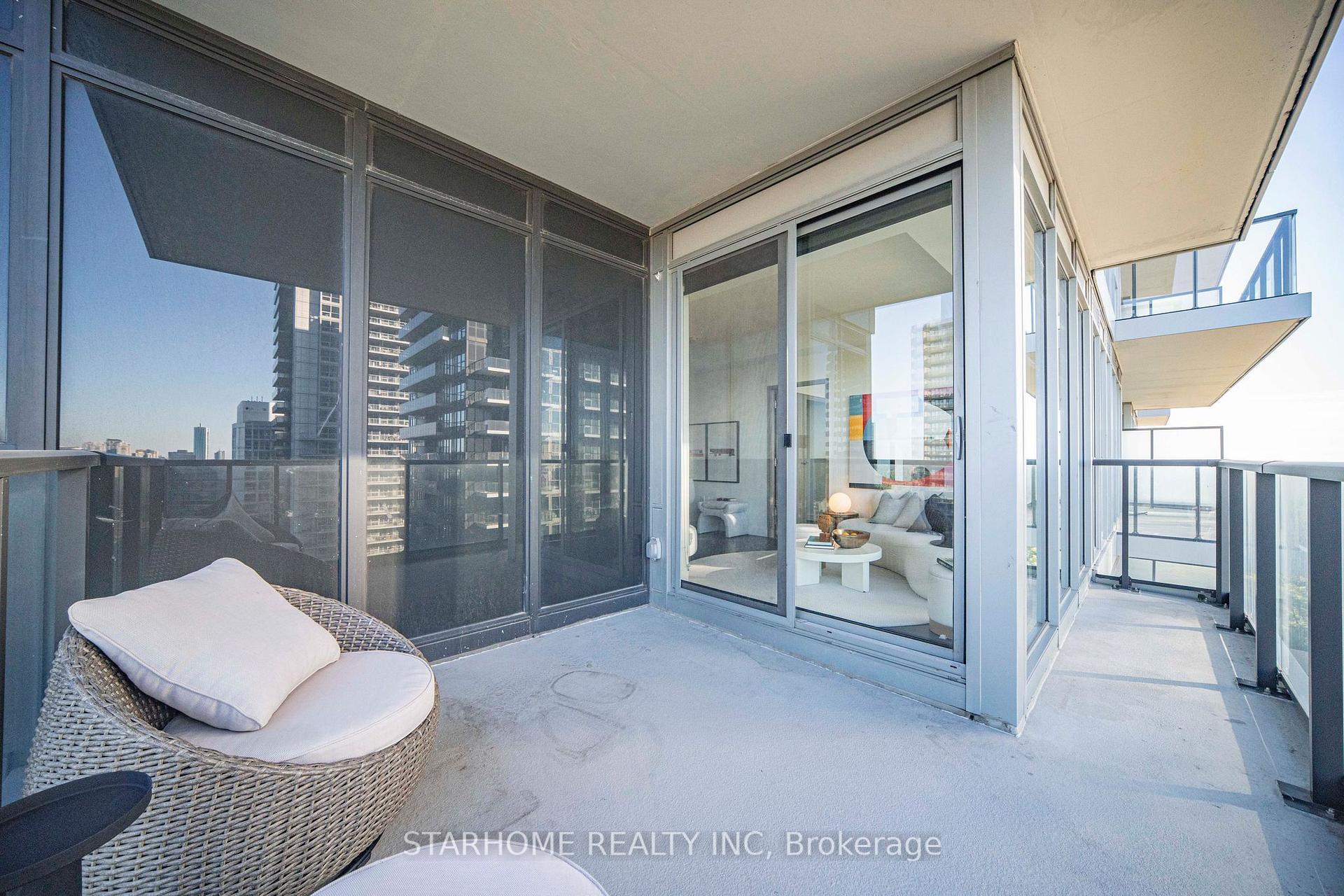 Photo 25 of Unit 2109, 95 McMahon Drive, North York, Bayview Village — HOMEH