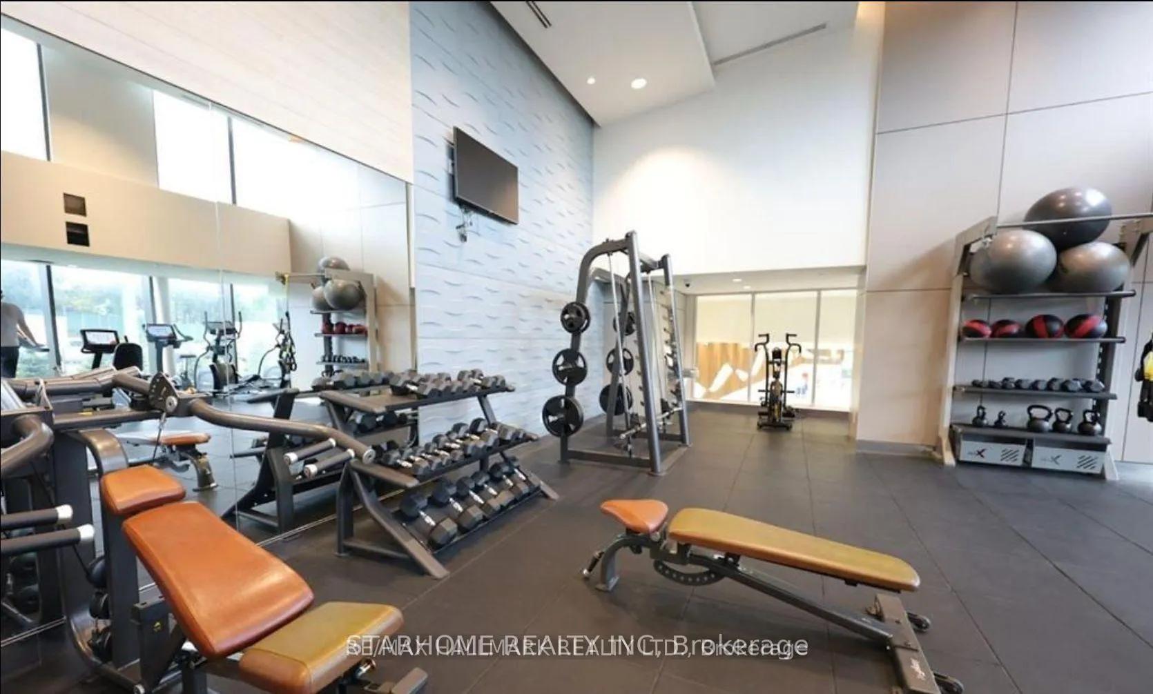 Photo 36 of Unit 2109, 95 McMahon Drive, North York, Bayview Village — HOMEH