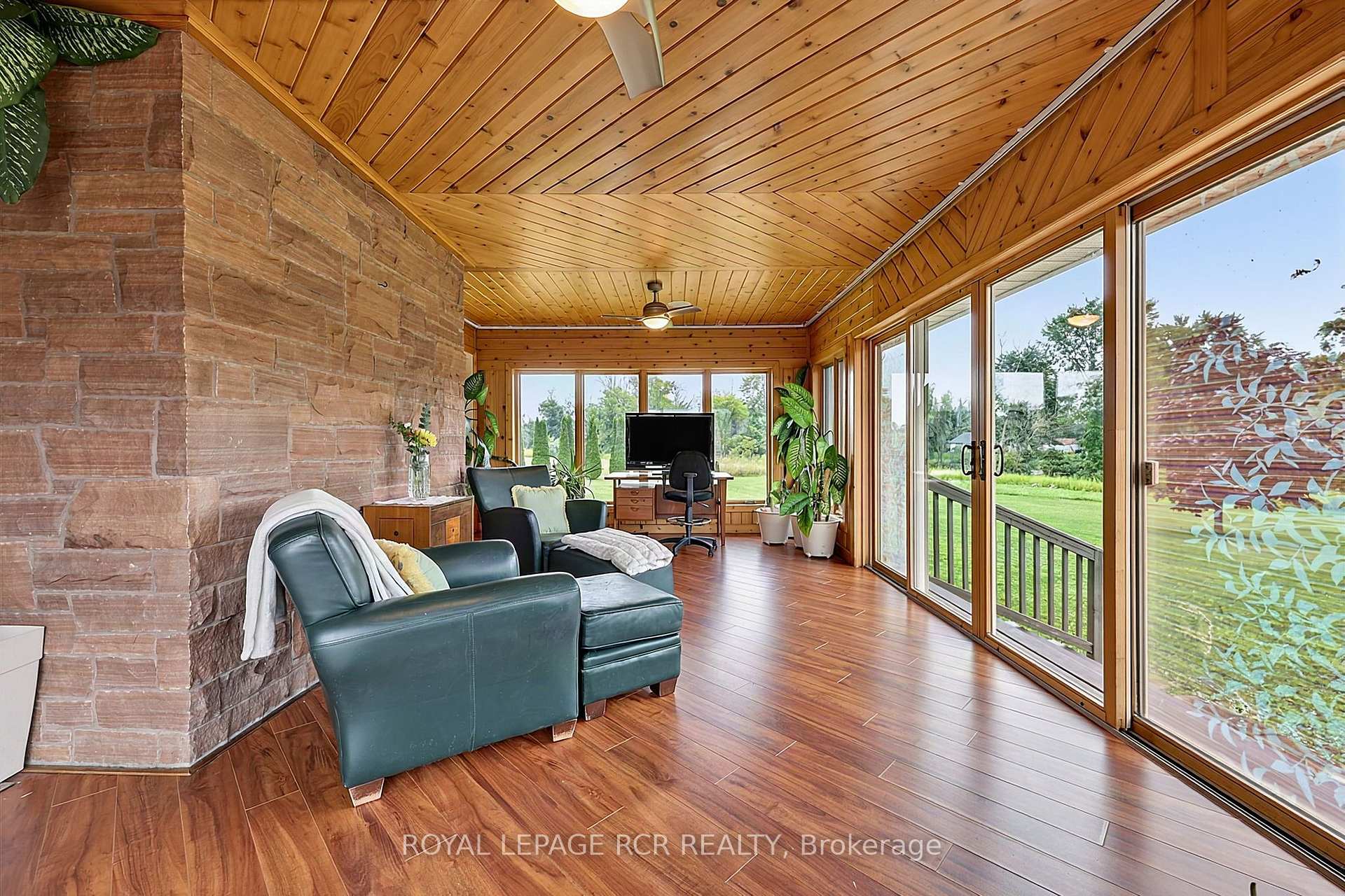 Photo 17 of 2192 Atkinson Road, Springwater, Rural Springwater — HOMEH