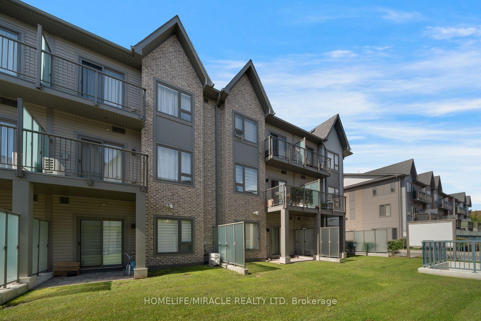 Photo 4 of 2635 William Jackson Drive, Pickering, Duffin Heights — HOMEH