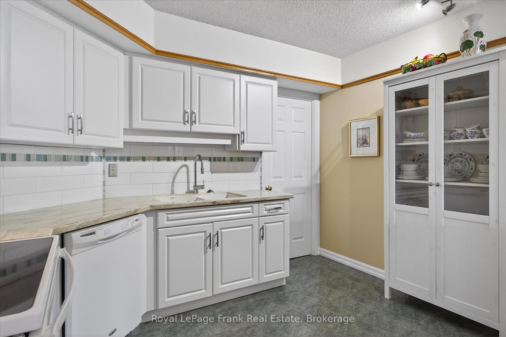 Photo 18 of Unit 502, 1818 Cherryhill Road, Peterborough, Monaghan Ward 2 — HOMEH