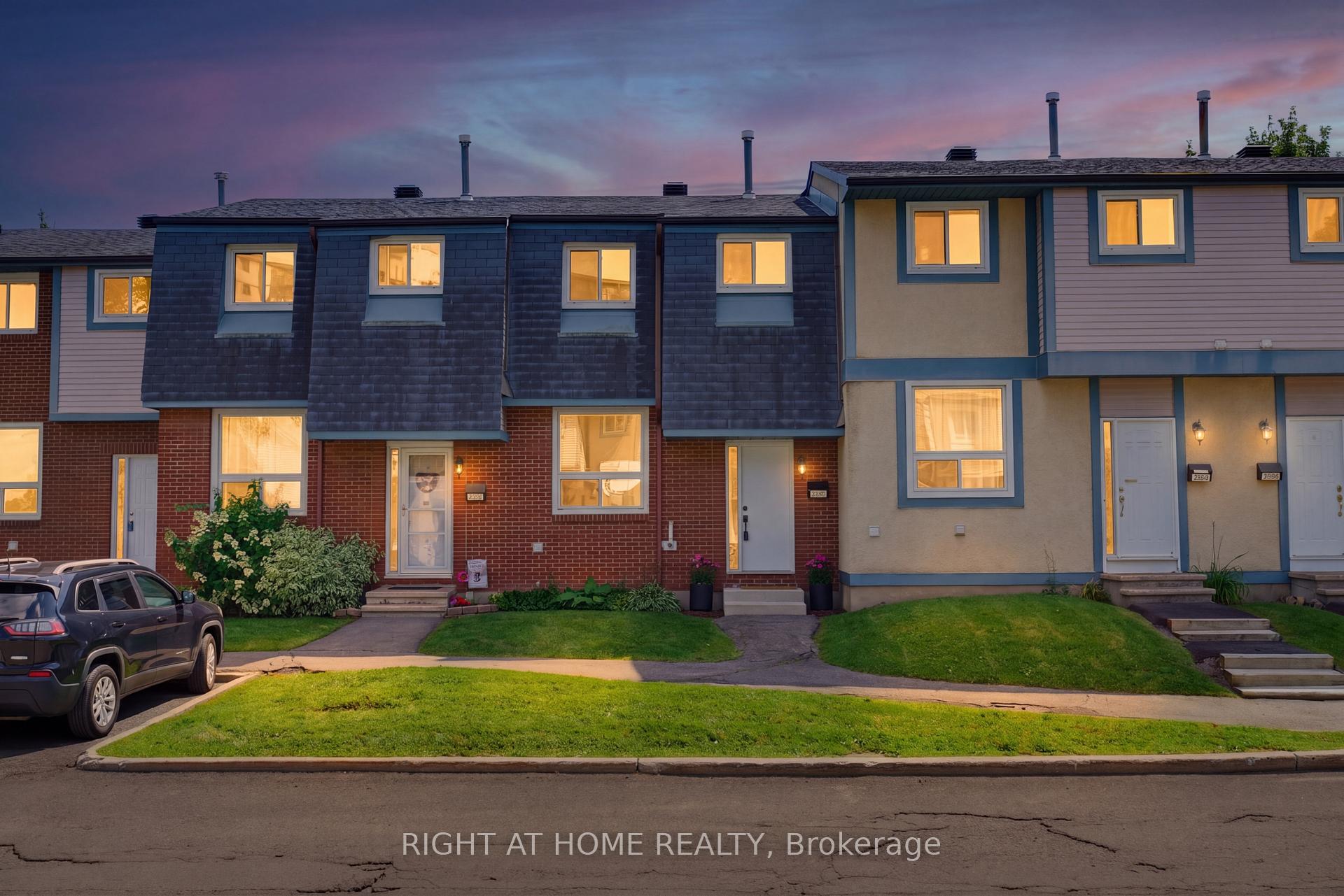 Front of Unit 86, 3400 Paul Anka Drive