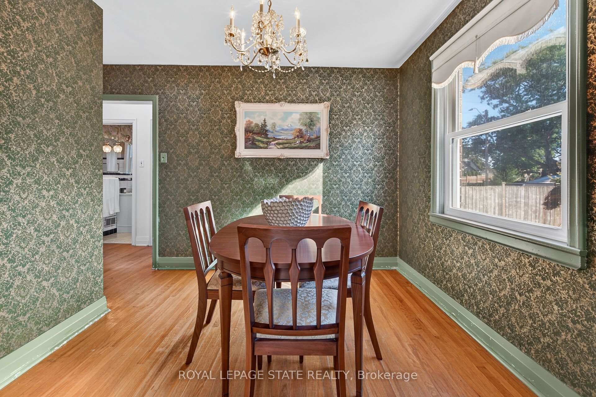 Photo 16 of 174 Montrose Avenue, Hamilton, Rosedale — HOMEH