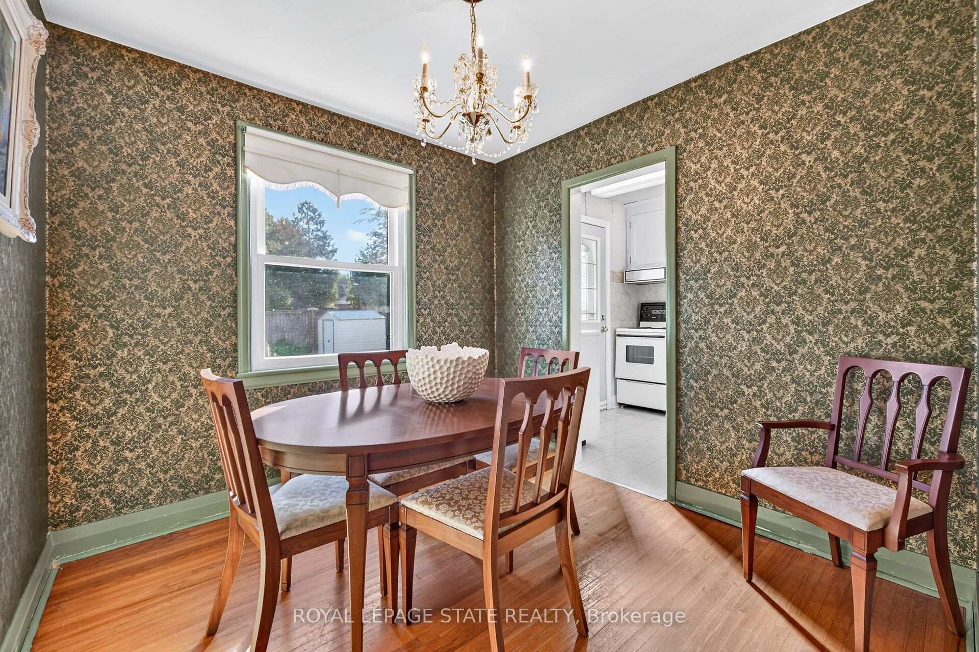 Photo 17 of 174 Montrose Avenue, Hamilton, Rosedale — HOMEH