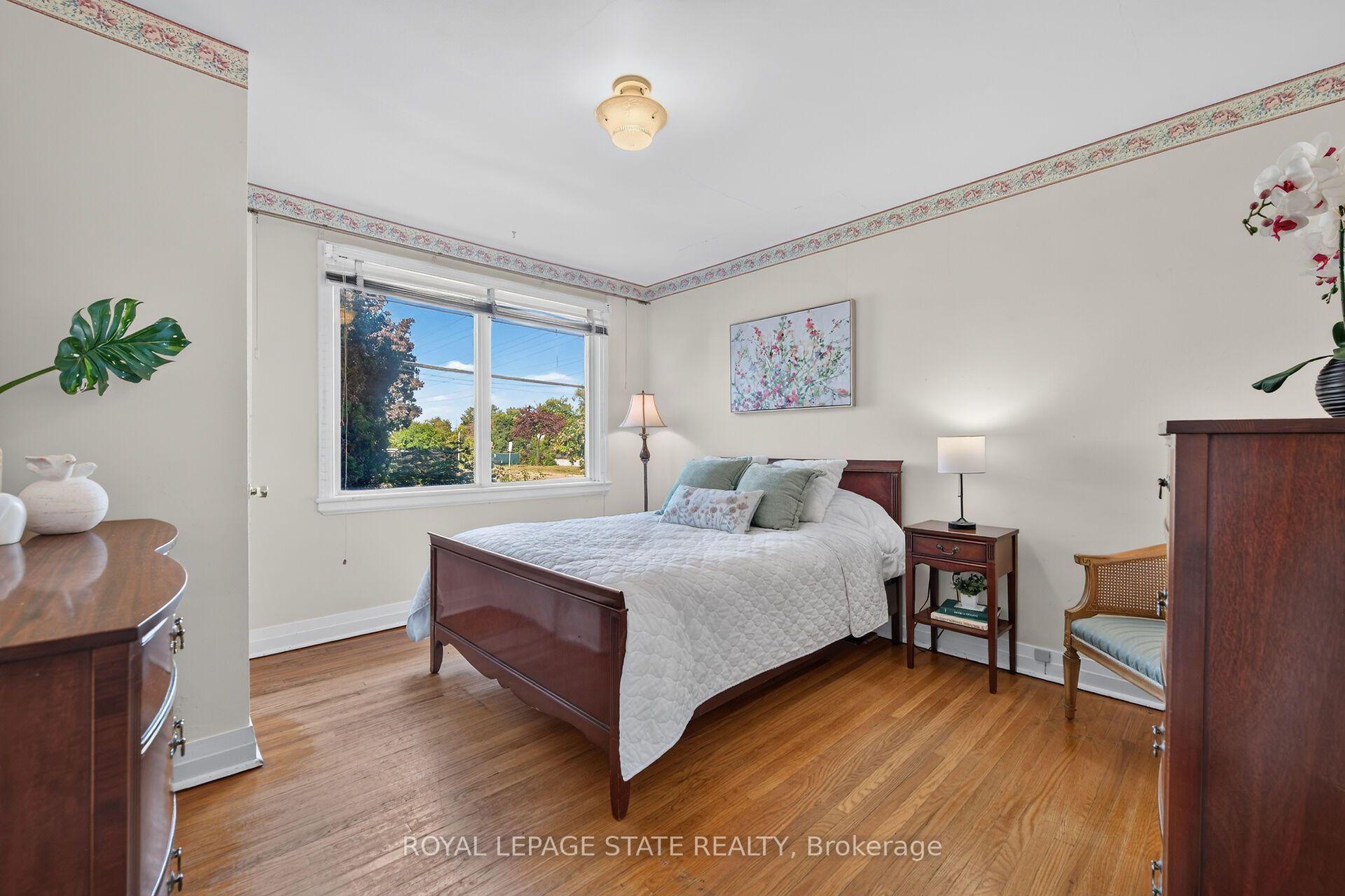 Photo 18 of 174 Montrose Avenue, Hamilton, Rosedale — HOMEH