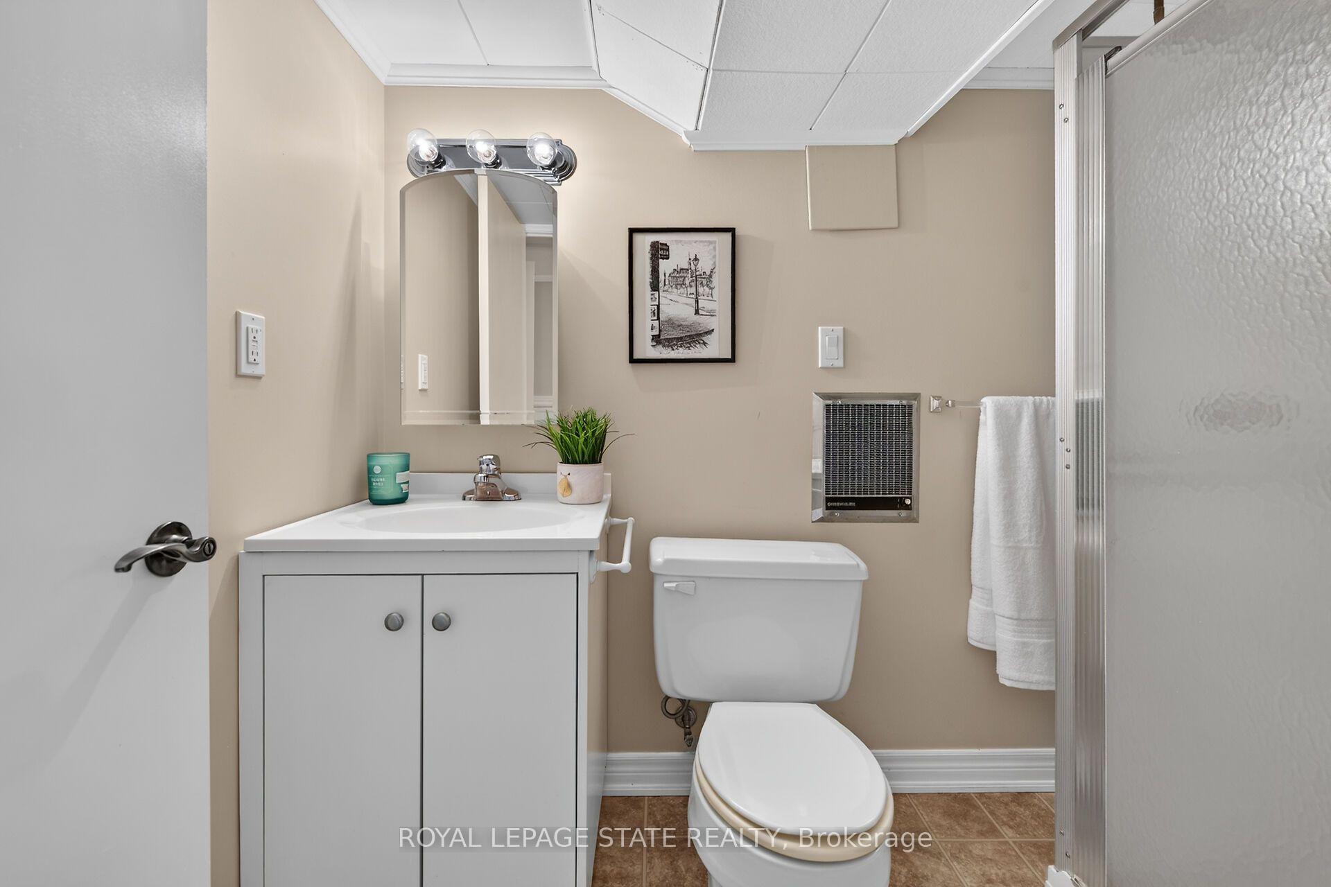 Photo 33 of 174 Montrose Avenue, Hamilton, Rosedale — HOMEH