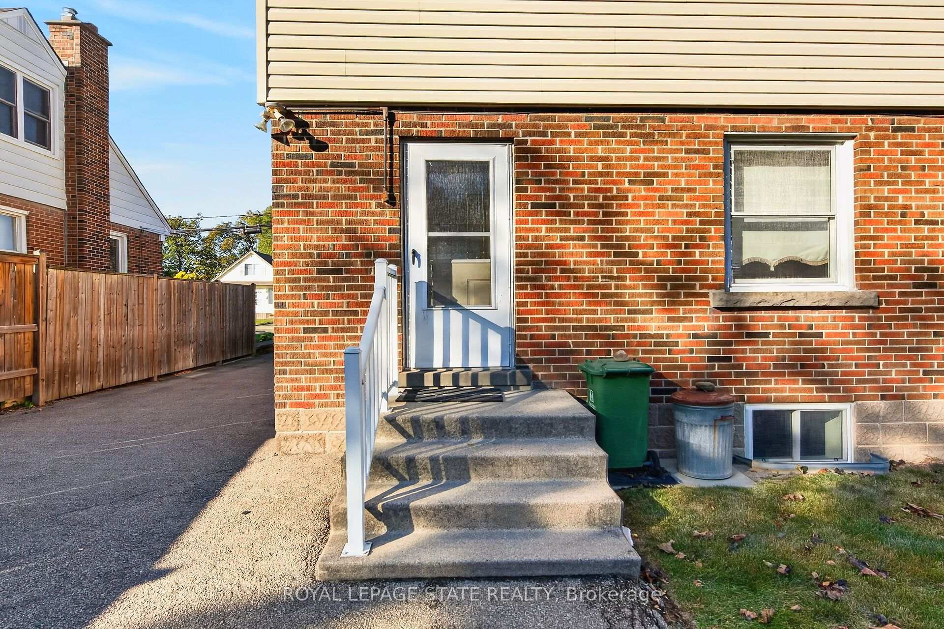 Photo 36 of 174 Montrose Avenue, Hamilton, Rosedale — HOMEH